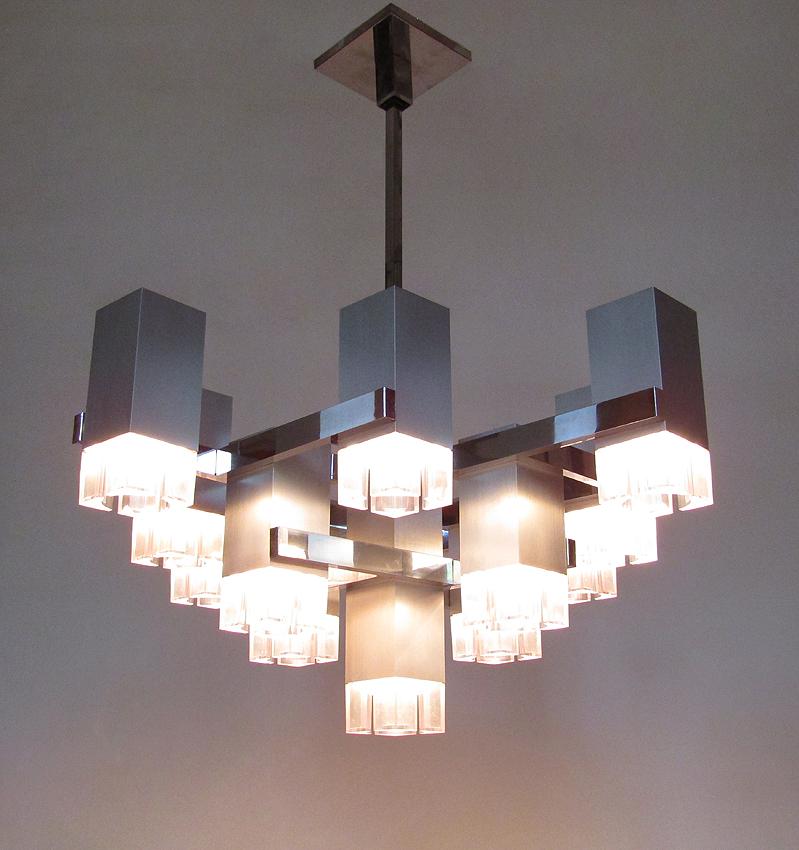 Large 1970s Modernist Cubic Chandelier in Steel by Gaetano Sciolari 5