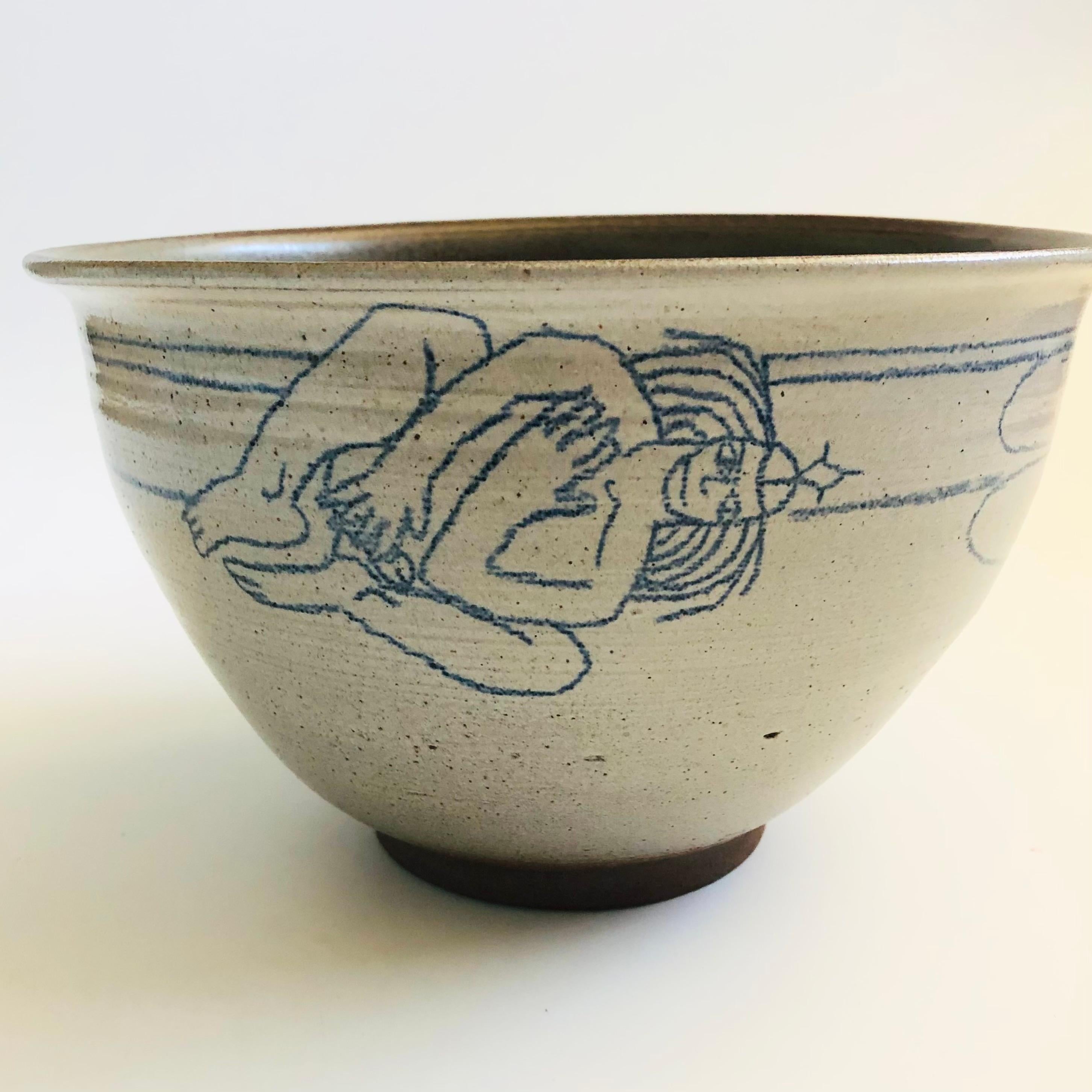 Américain Large 1970s Nude Studio Pottery Bowl en vente