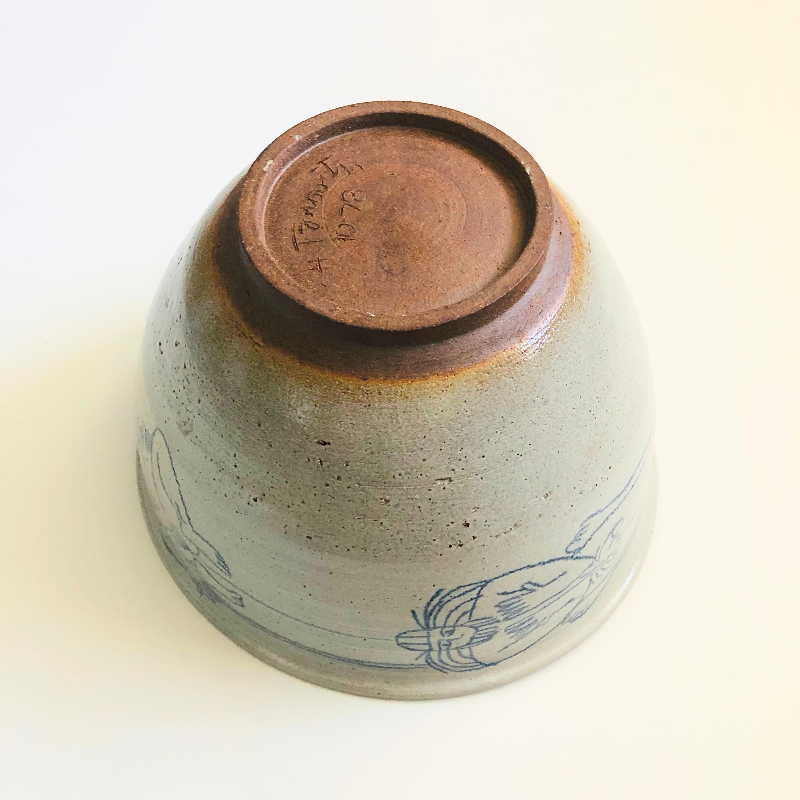Poteries Large 1970s Nude Studio Pottery Bowl en vente