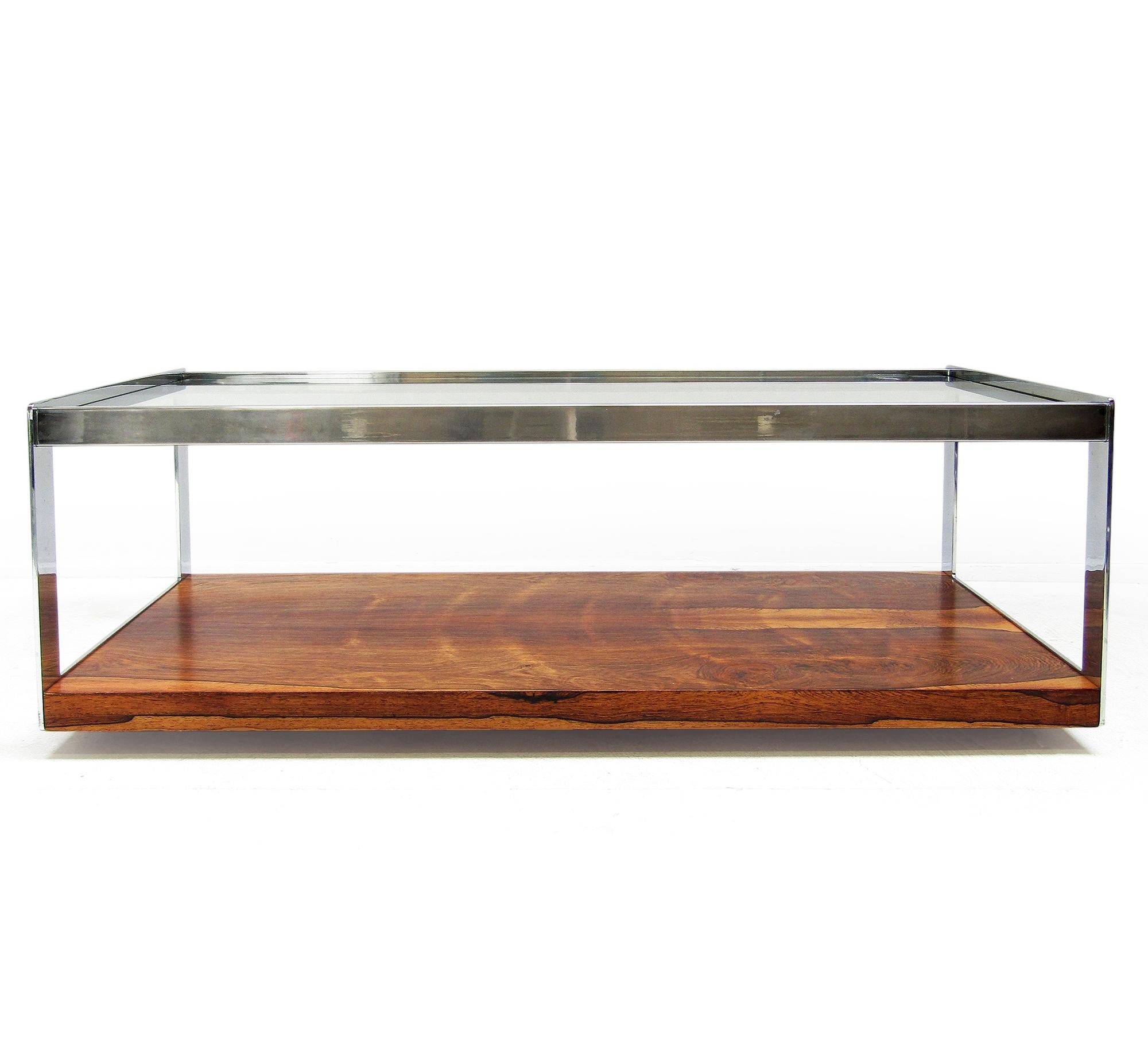 Großer rechteckiger Couchtisch aus Rosenholz und Chrom der 1970er Jahre von Merrow Associates (Moderne der Mitte des Jahrhunderts) im Angebot