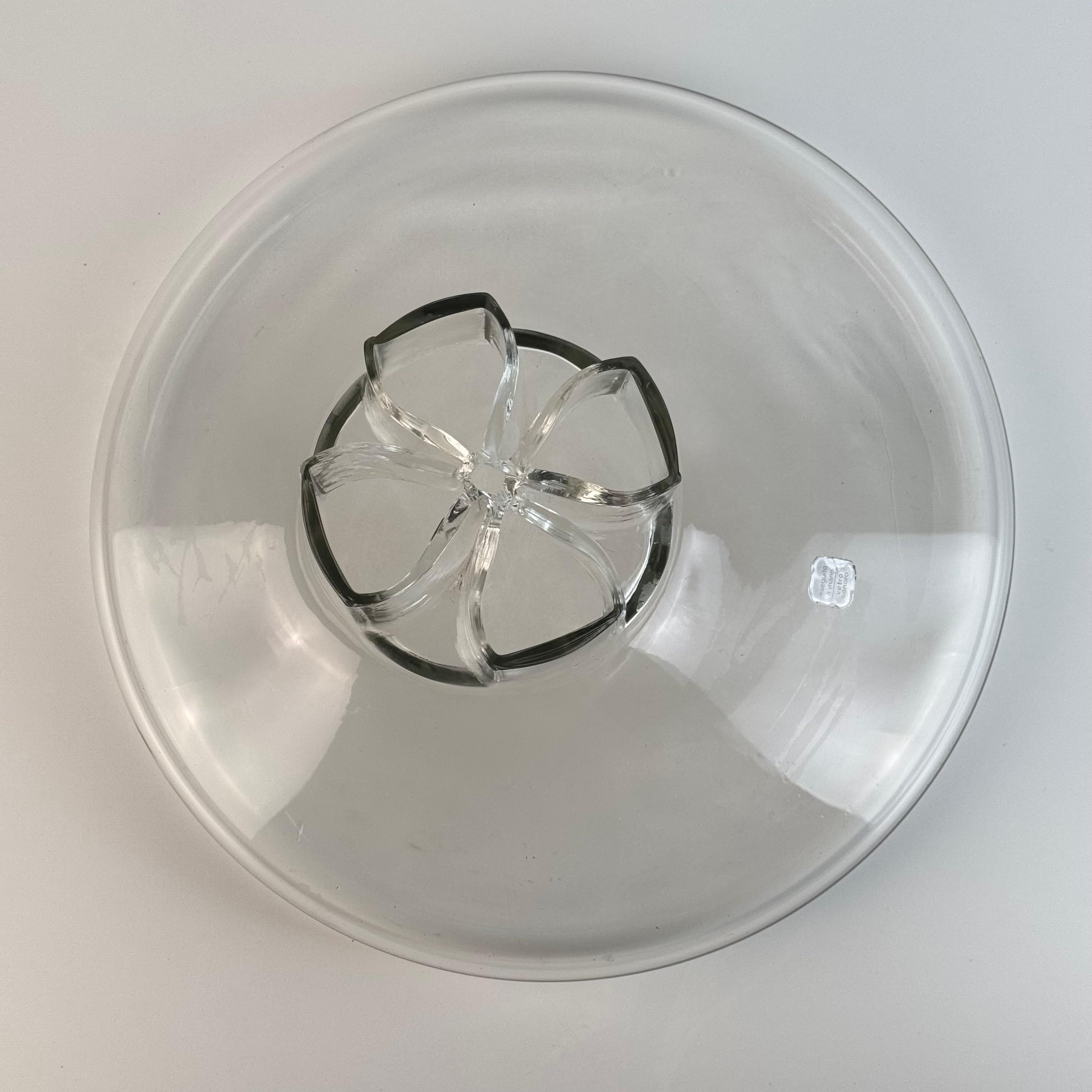 Mid-Century moderno Large 1970s Signed Flower Vase by Alfredo Barbini for Barbini in vendita