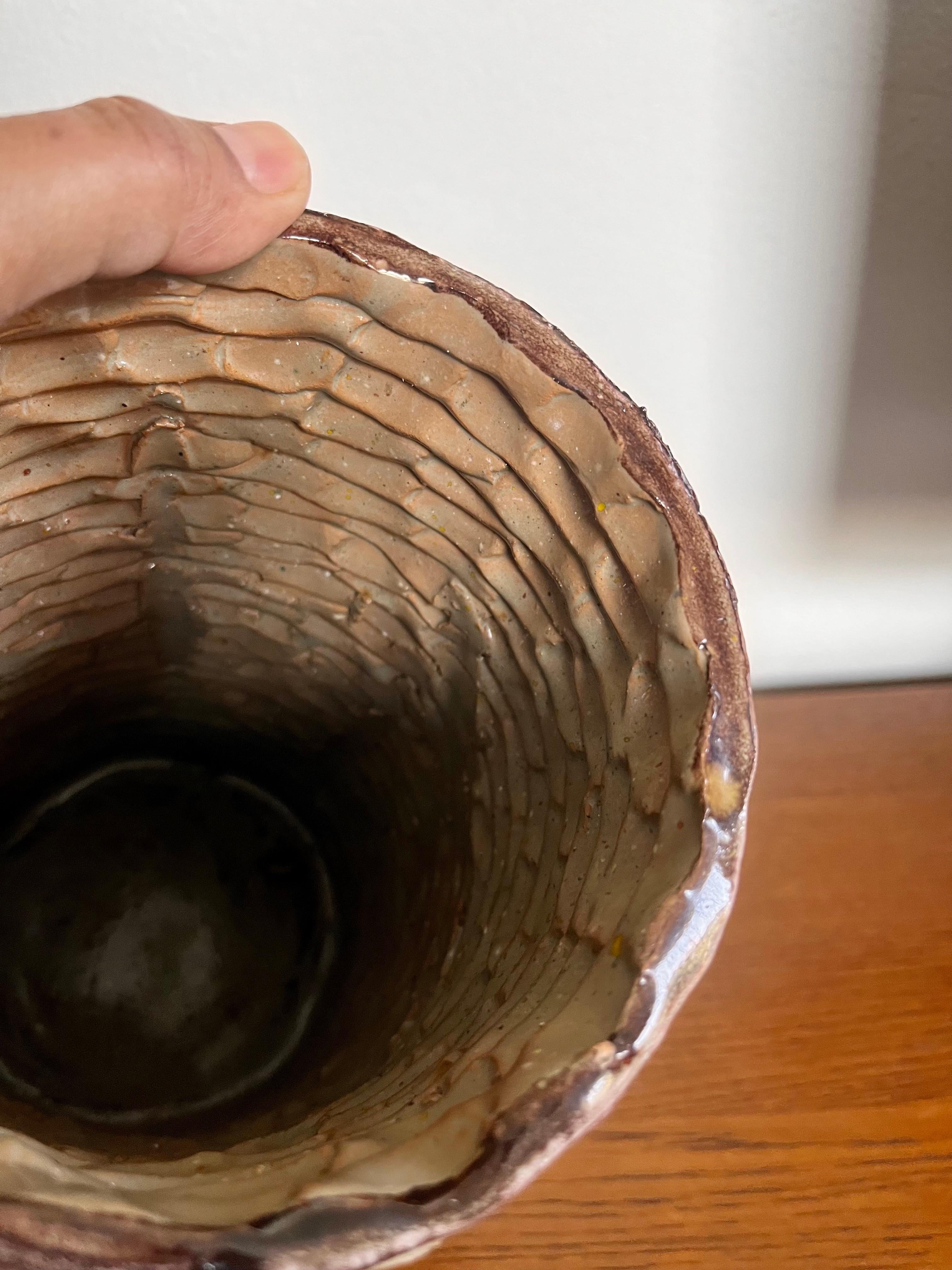 Large 1970s Signed Mid-Century Modern Studio Pottery Ceramic Vase For Sale 5