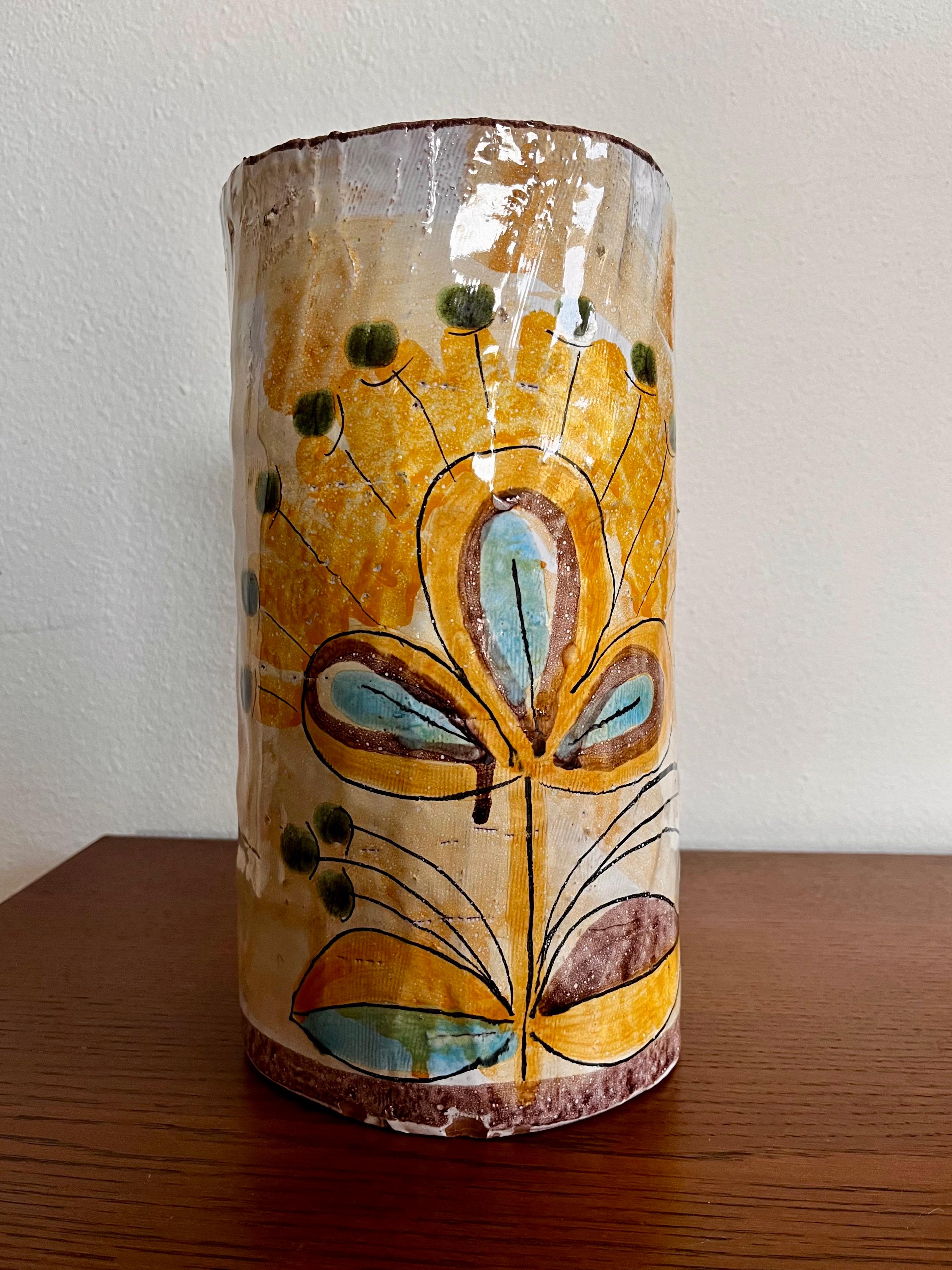 Large 1970s Signed Mid-Century Modern Studio Pottery Ceramic Vase In Good Condition For Sale In Miami, FL