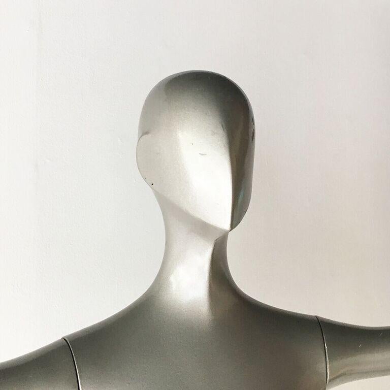 American Large 1970s Silver Vogueing Fibreglass Mannequin, USA For Sale