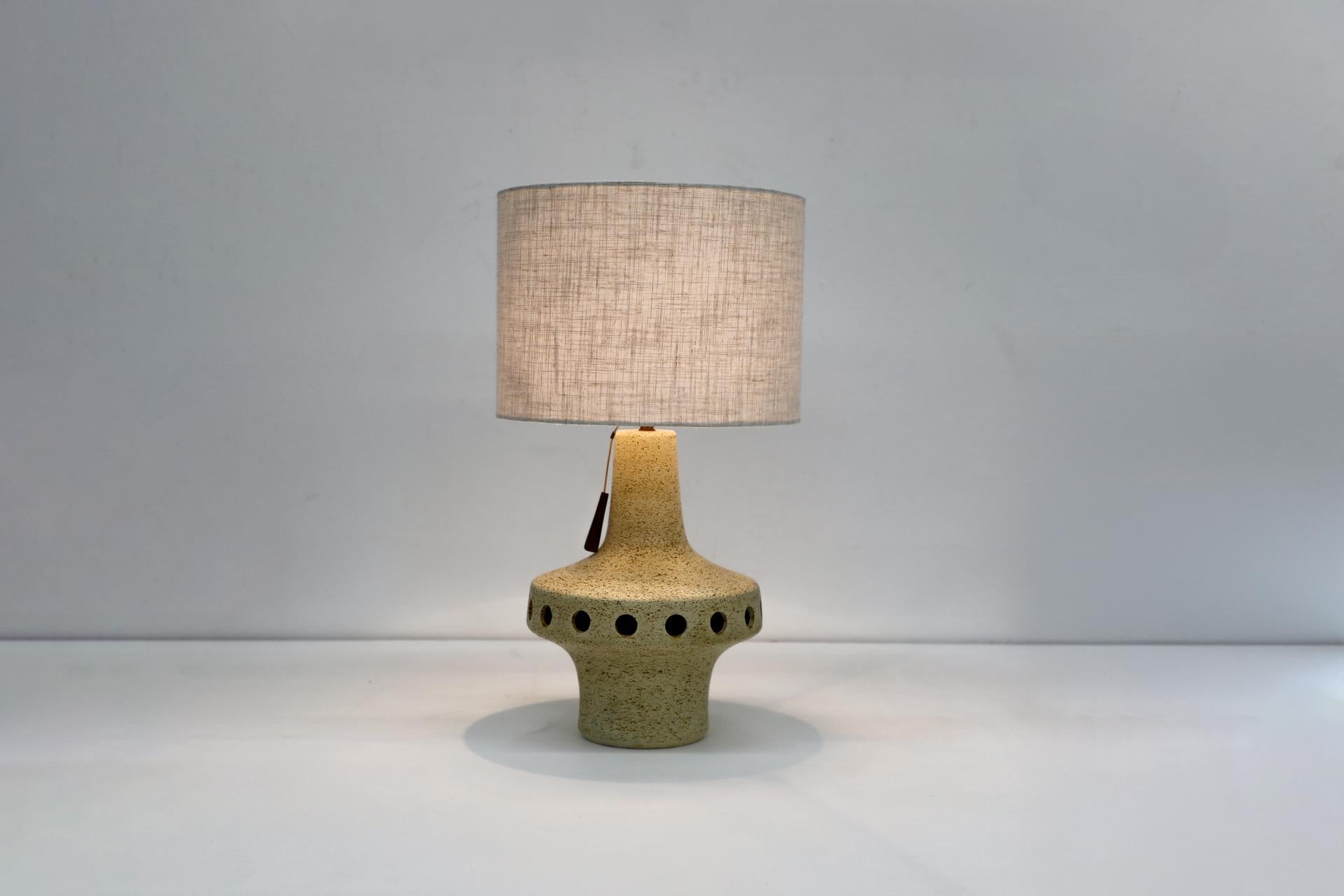 Dutch Large 1970's Space Age Ceramic Table Lamp with Cut-Outs by Ravelli For Sale