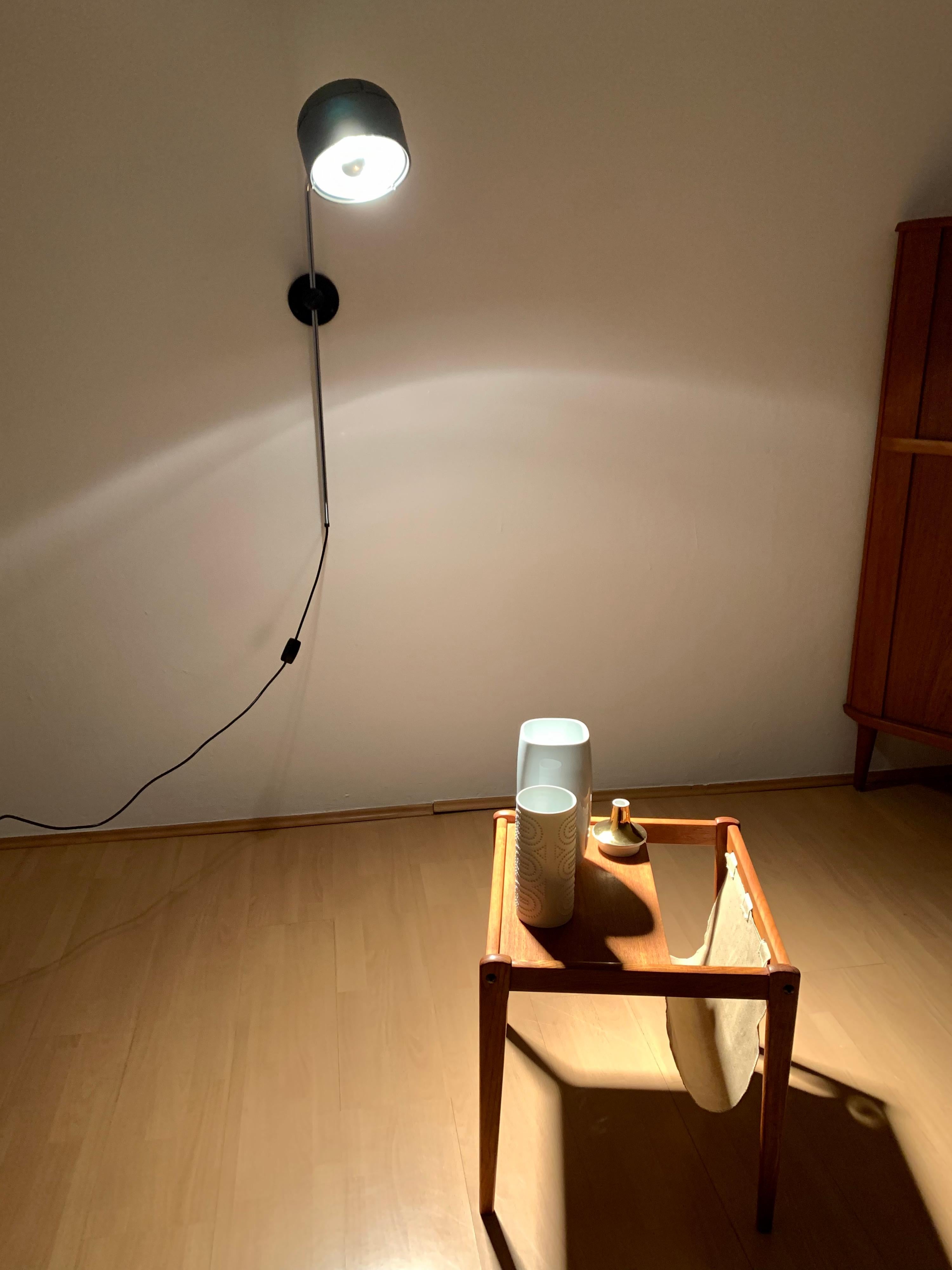 Große 1970er A Space Age Wandleuchte von Arnold Berges für Staff im Angebot 9