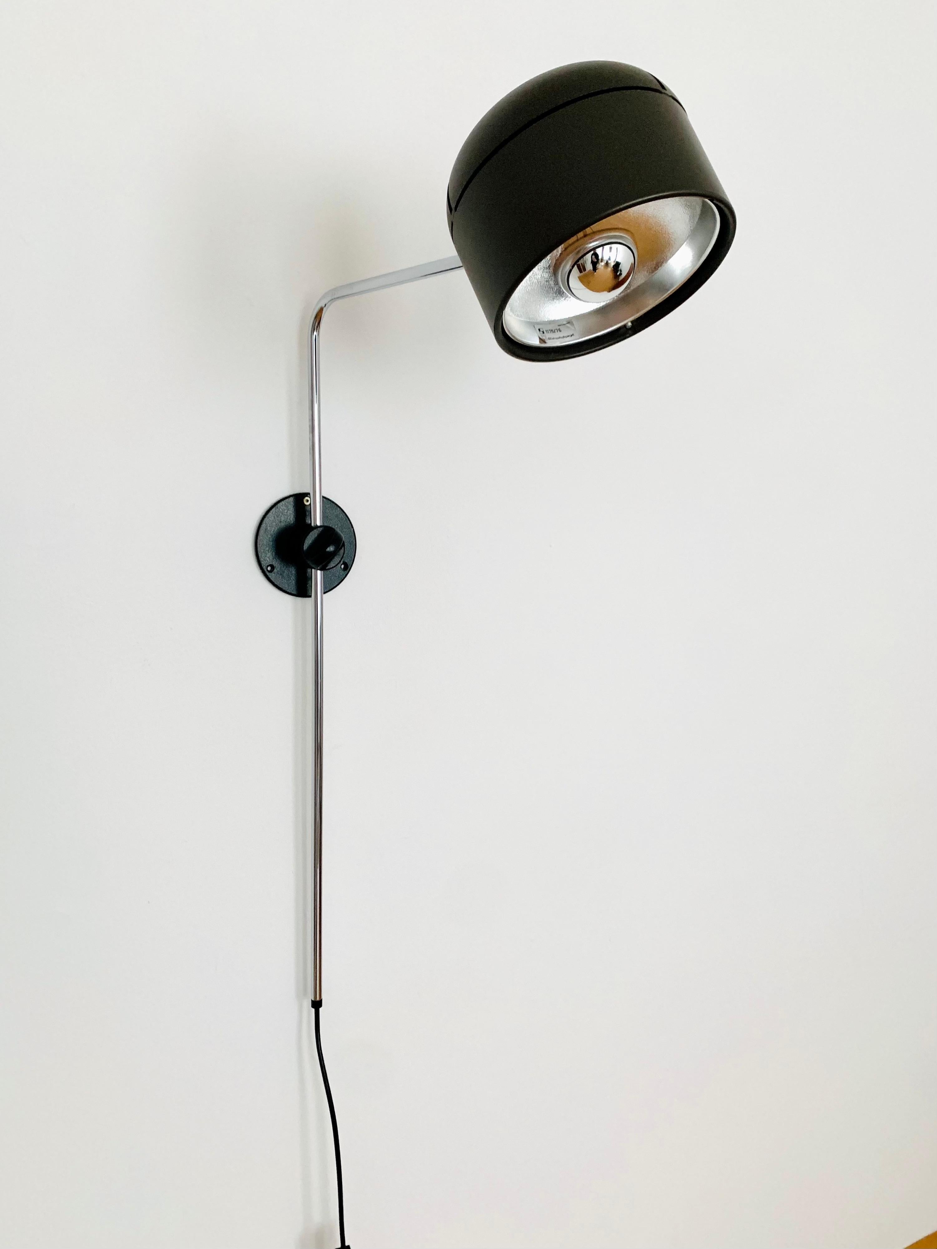 Große 1970er A Space Age Wandleuchte von Arnold Berges für Staff (Metall) im Angebot