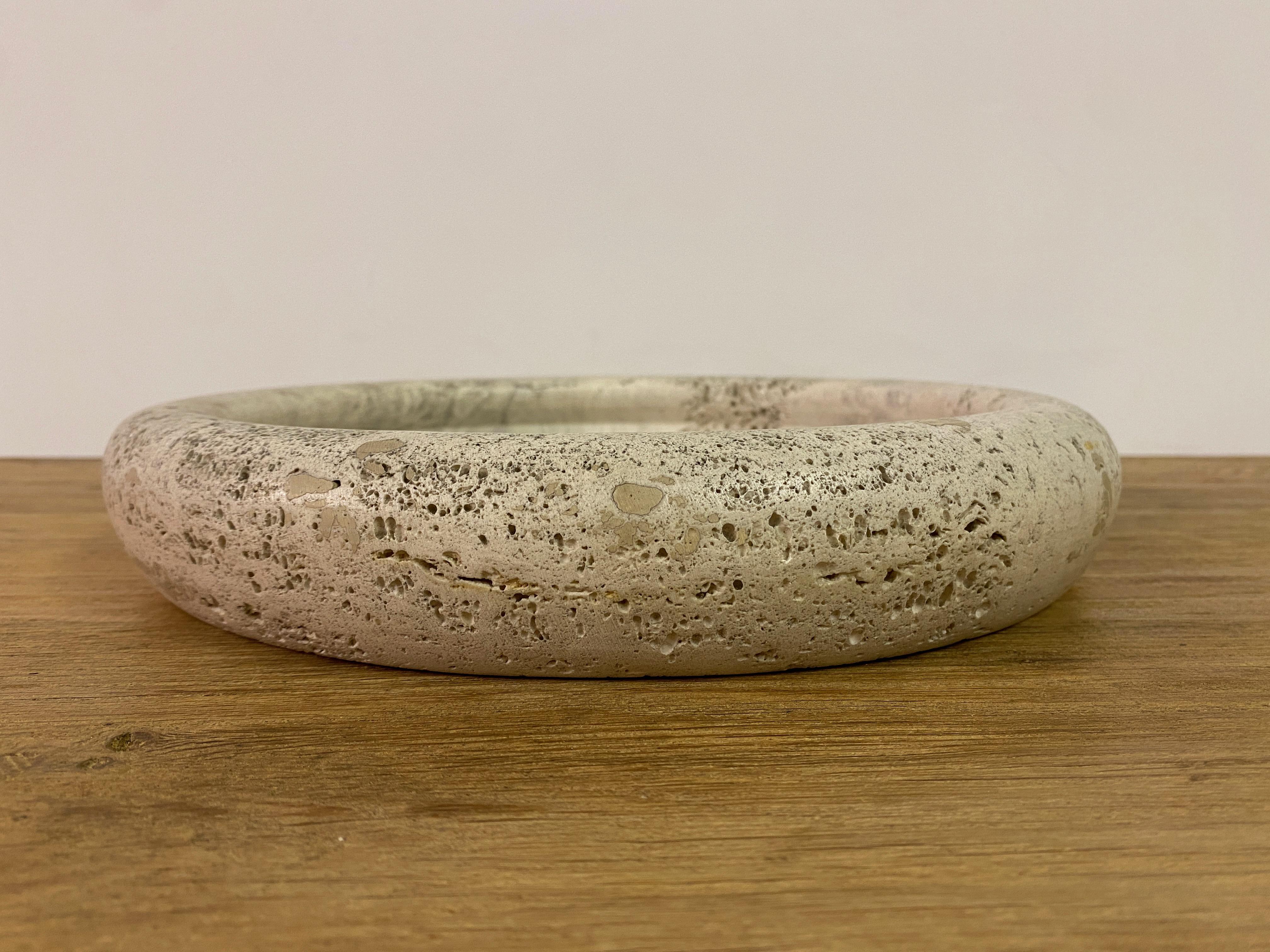 Large 1970S Travertine Dish By Fratelli Mannelli For Sale 1