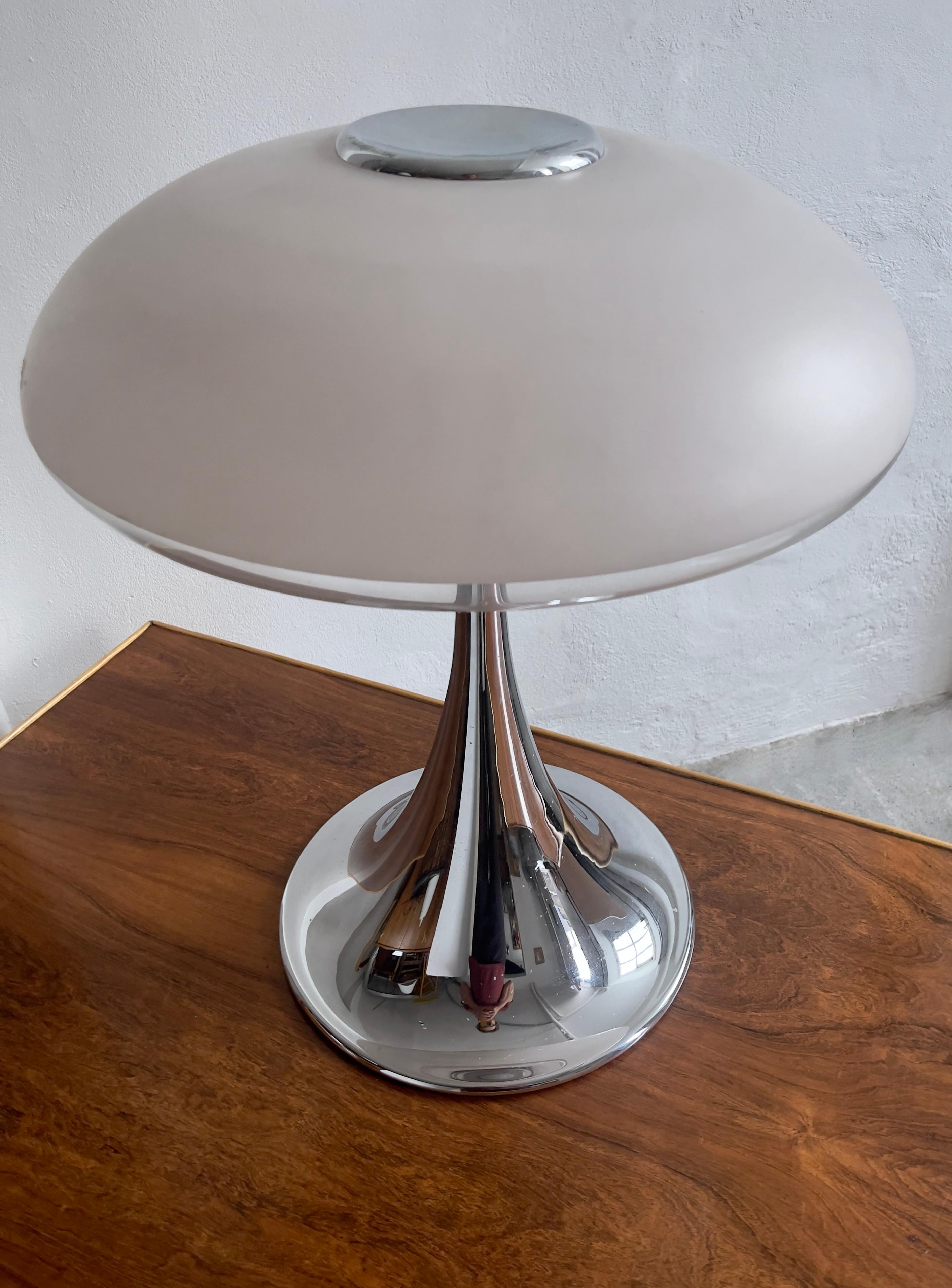 Fin du 20e siècle Grande lampe de table 