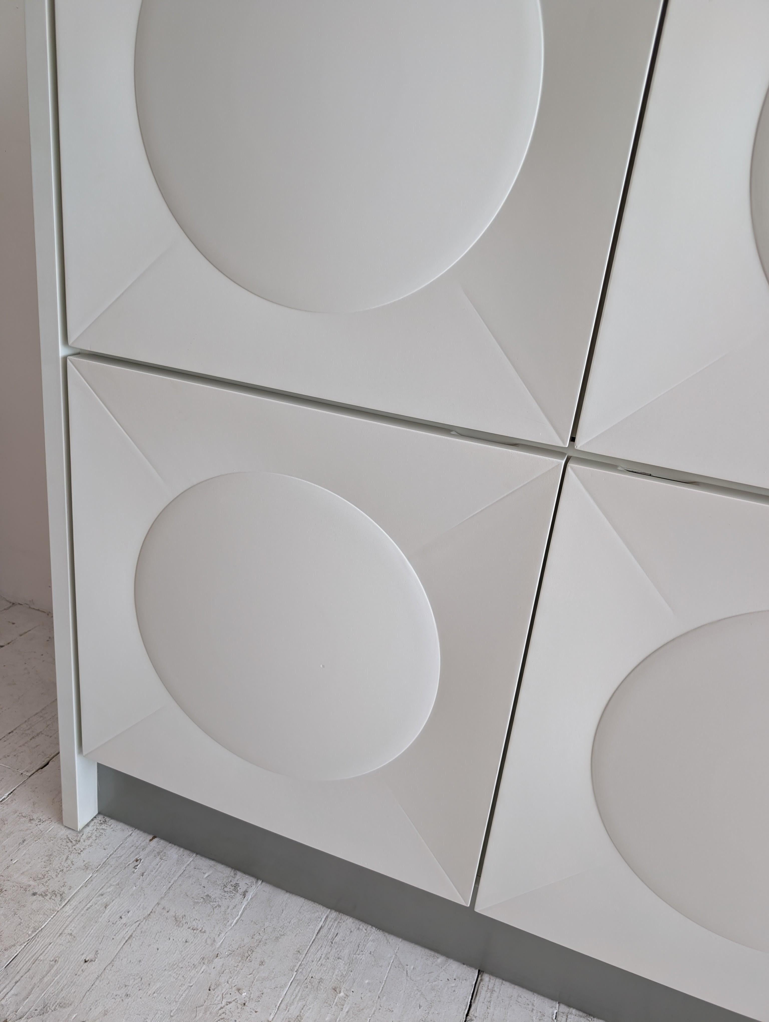 Gran mueble bar / armario de almacenamiento Brutalista de la Era Espacial italiana de los años 70 en venta 7