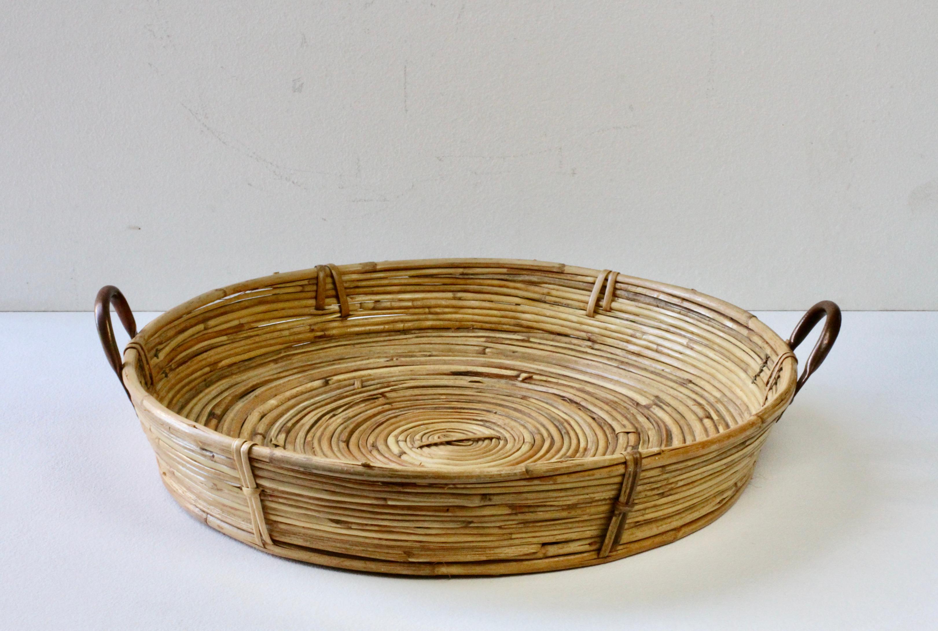 Grande vassoio da portata in ottone, bambù e rattan, del 1970, d'epoca del Midcentury Modern italiano in vendita 5