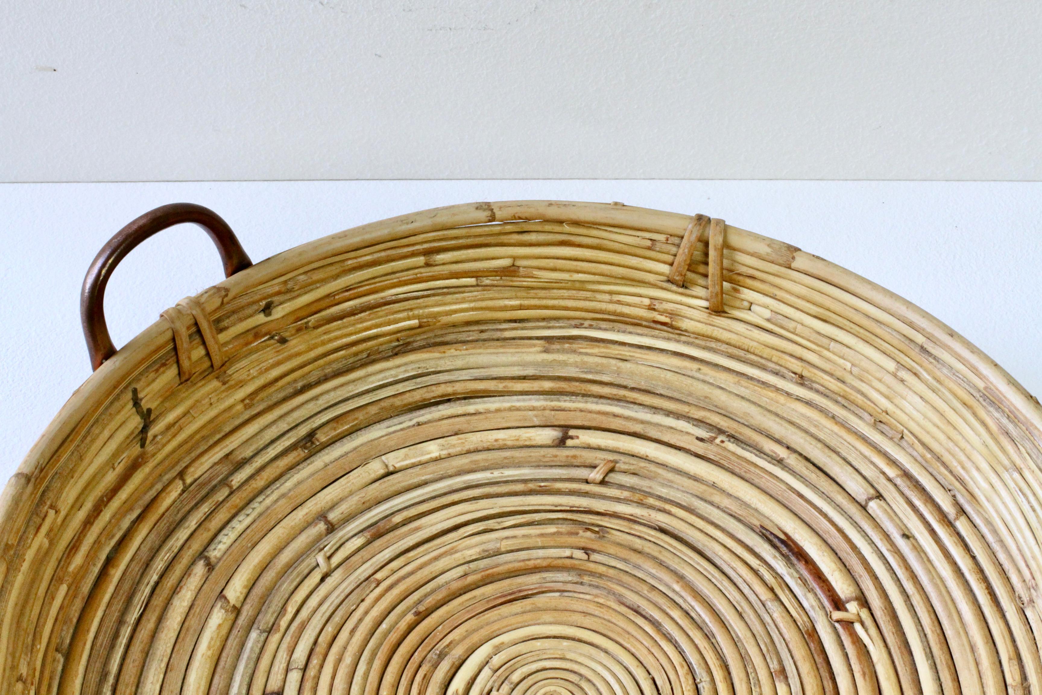 Grande vassoio da portata in ottone, bambù e rattan, del 1970, d'epoca del Midcentury Modern italiano in vendita 8