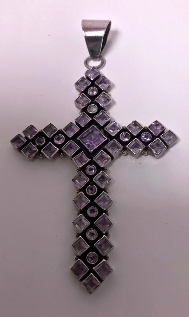 Large 1970s Vintage Sterling Silver Amethyst and Diamond Cross In Good Condition In Toronto, ON