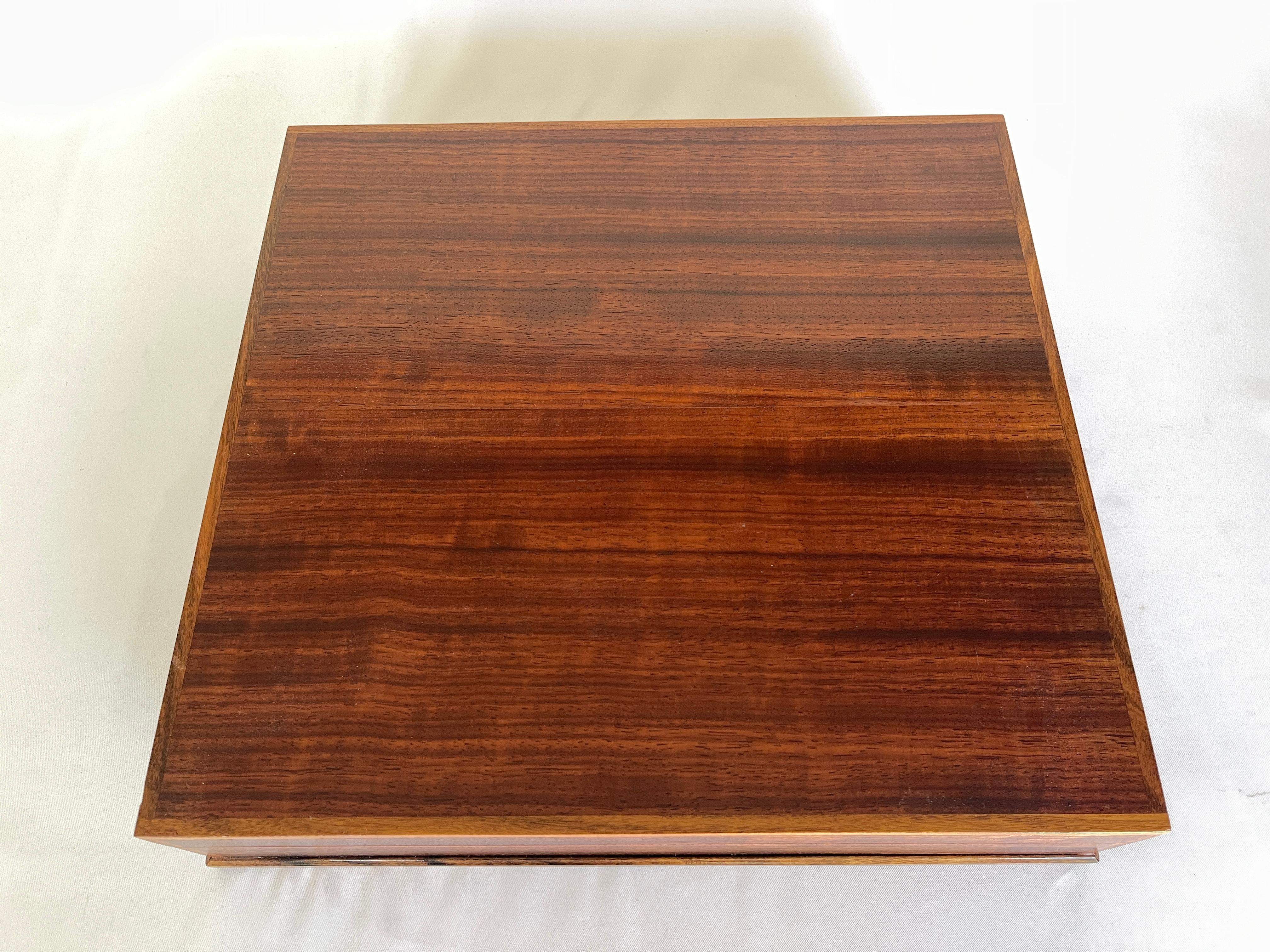 Large 1980's Dunhill style ribbon mahogany humidor / document / art box, with brass hinges. Fully lined with wood interior. 




