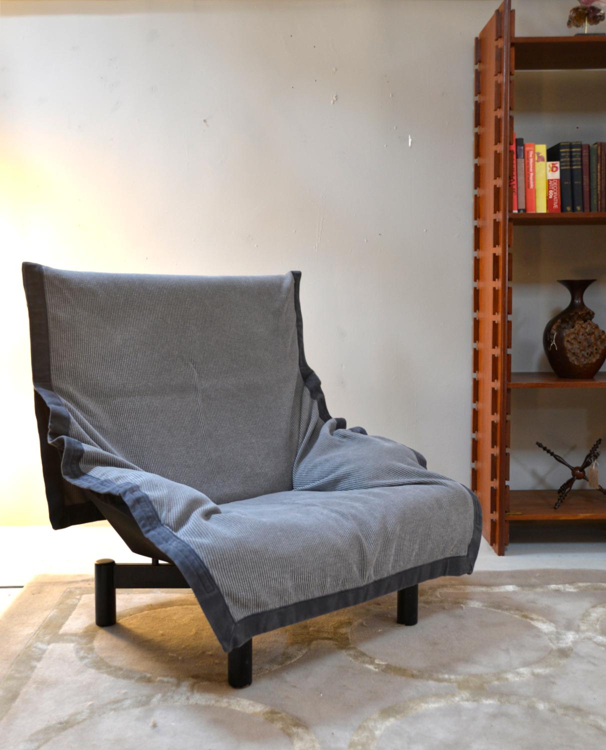 Lacquered Large 1980s Italian ‘Sindbad’ Lounge Armchair by Vico Magistretti for Cassina For Sale
