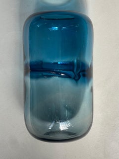 Jarrón grande vintage de los años 80, de cristal de Murano azul y transparente, con forma de ola