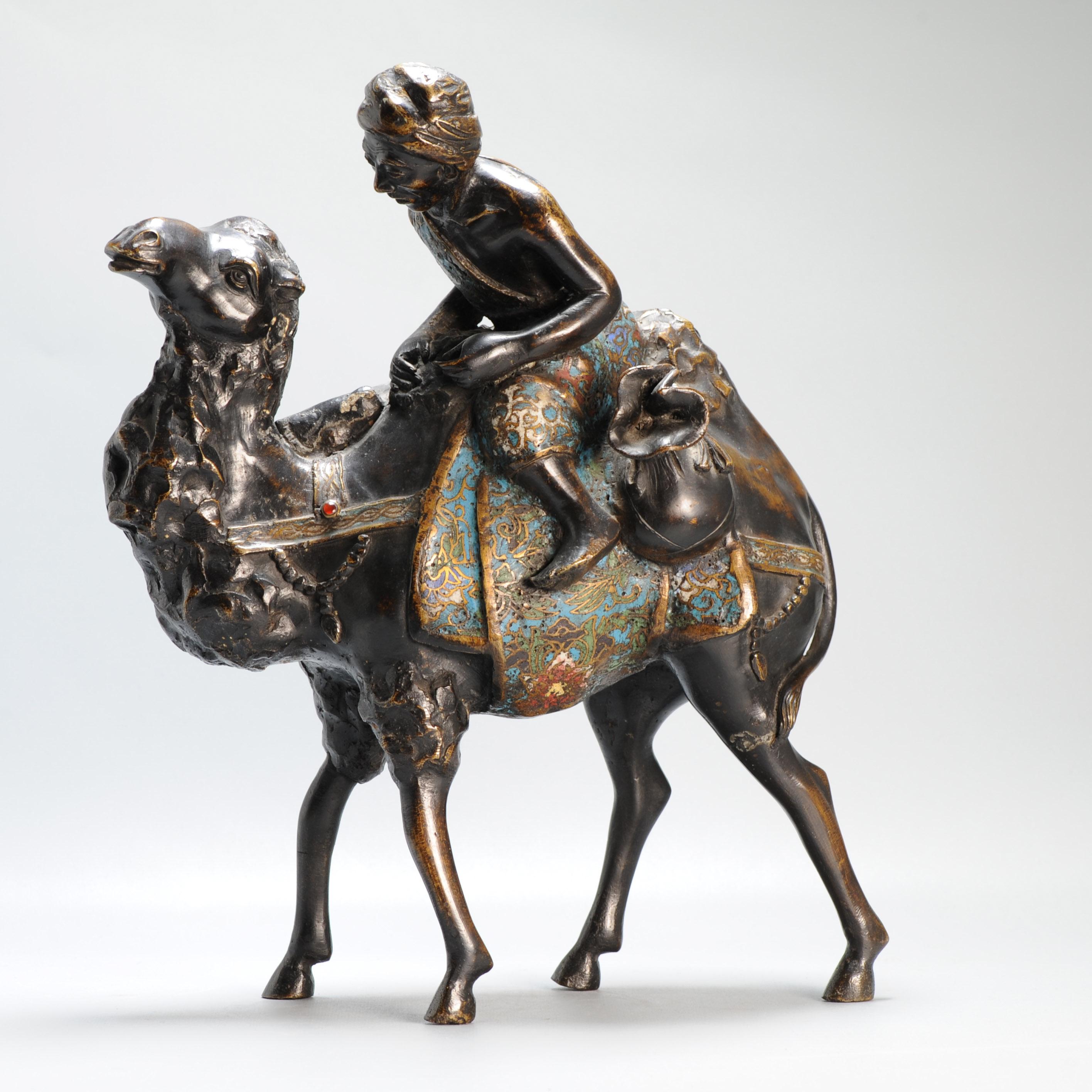 Grande cammello giapponese antico del periodo Meiji 19c e figura in bronzo cloisonne in vendita 7