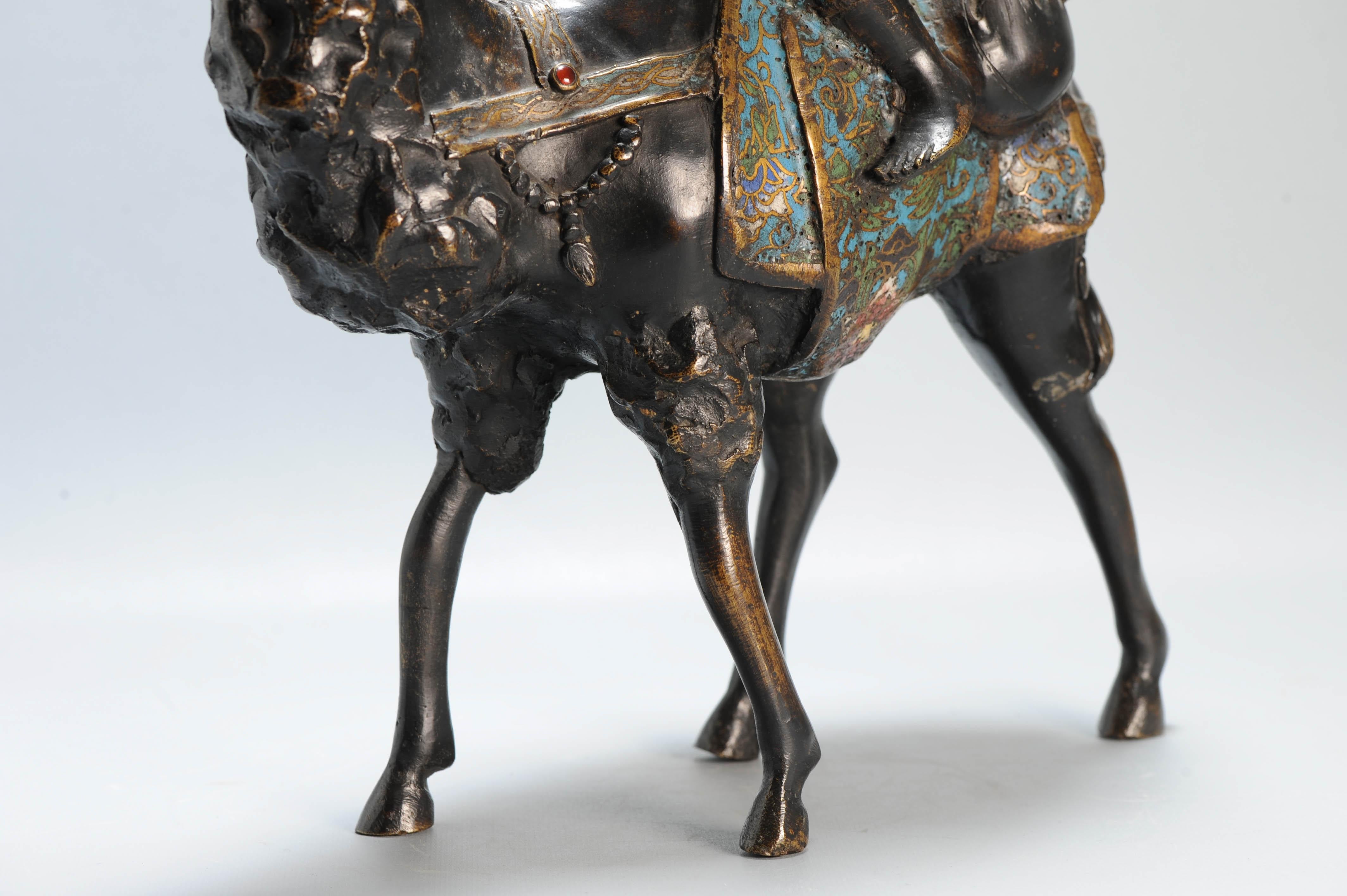 Grande cammello giapponese antico del periodo Meiji 19c e figura in bronzo cloisonne in vendita 10
