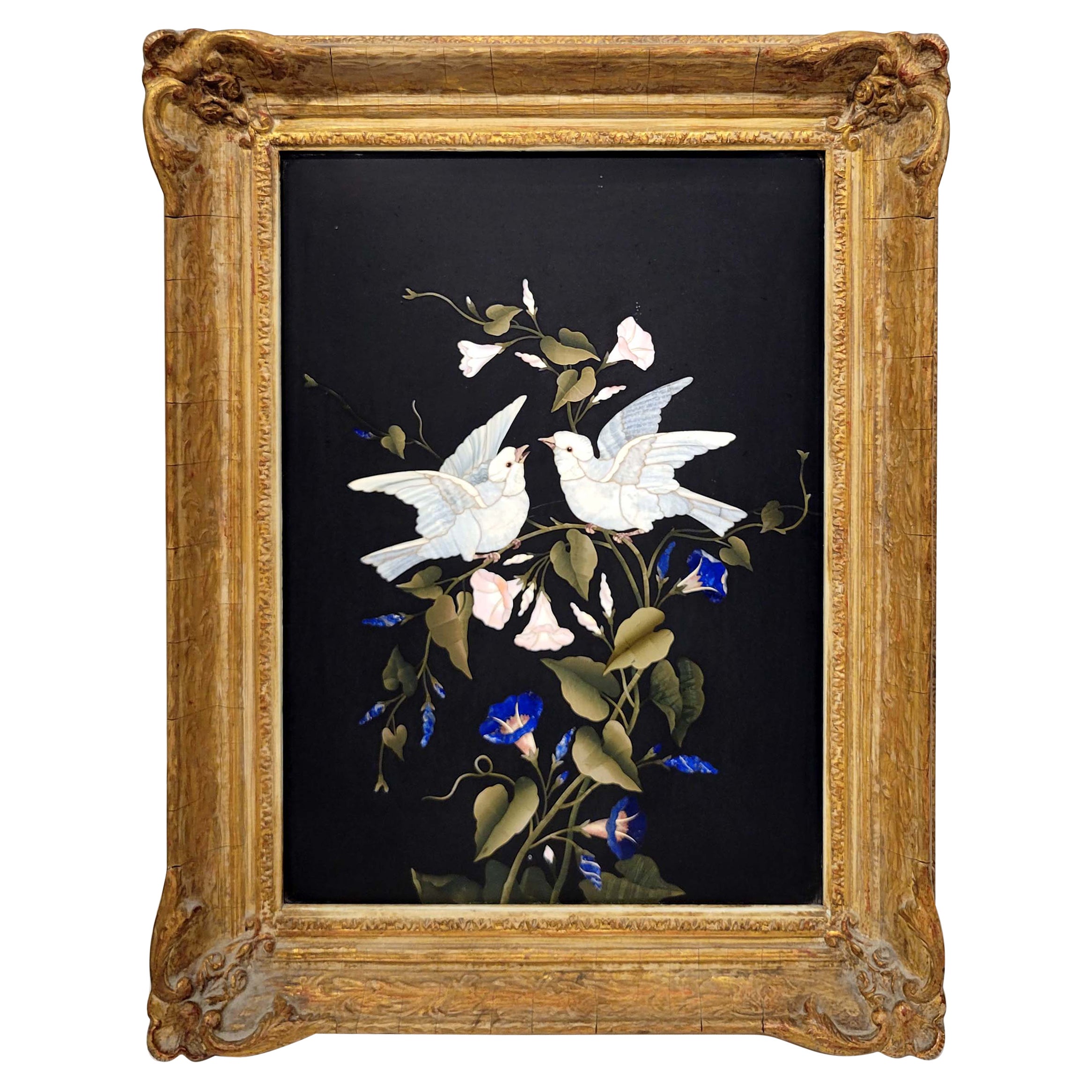 Grand 19C. Plaque italienne en marbre Pietra Dura représentant des colombes
