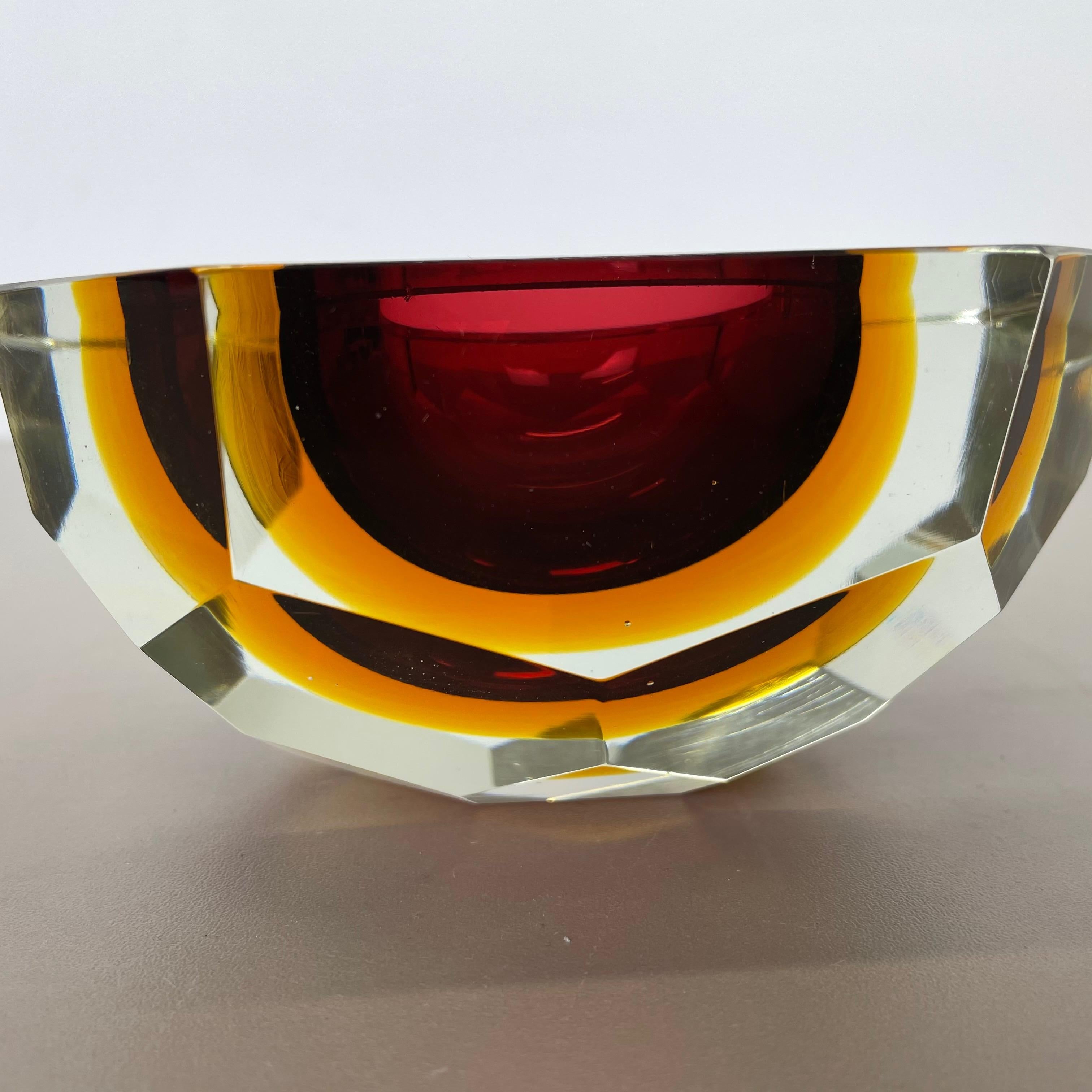 Large 1, 9kg Murano Glass Faceted Sommerso Bowl Element Ashtray Murano Italy 1970 3