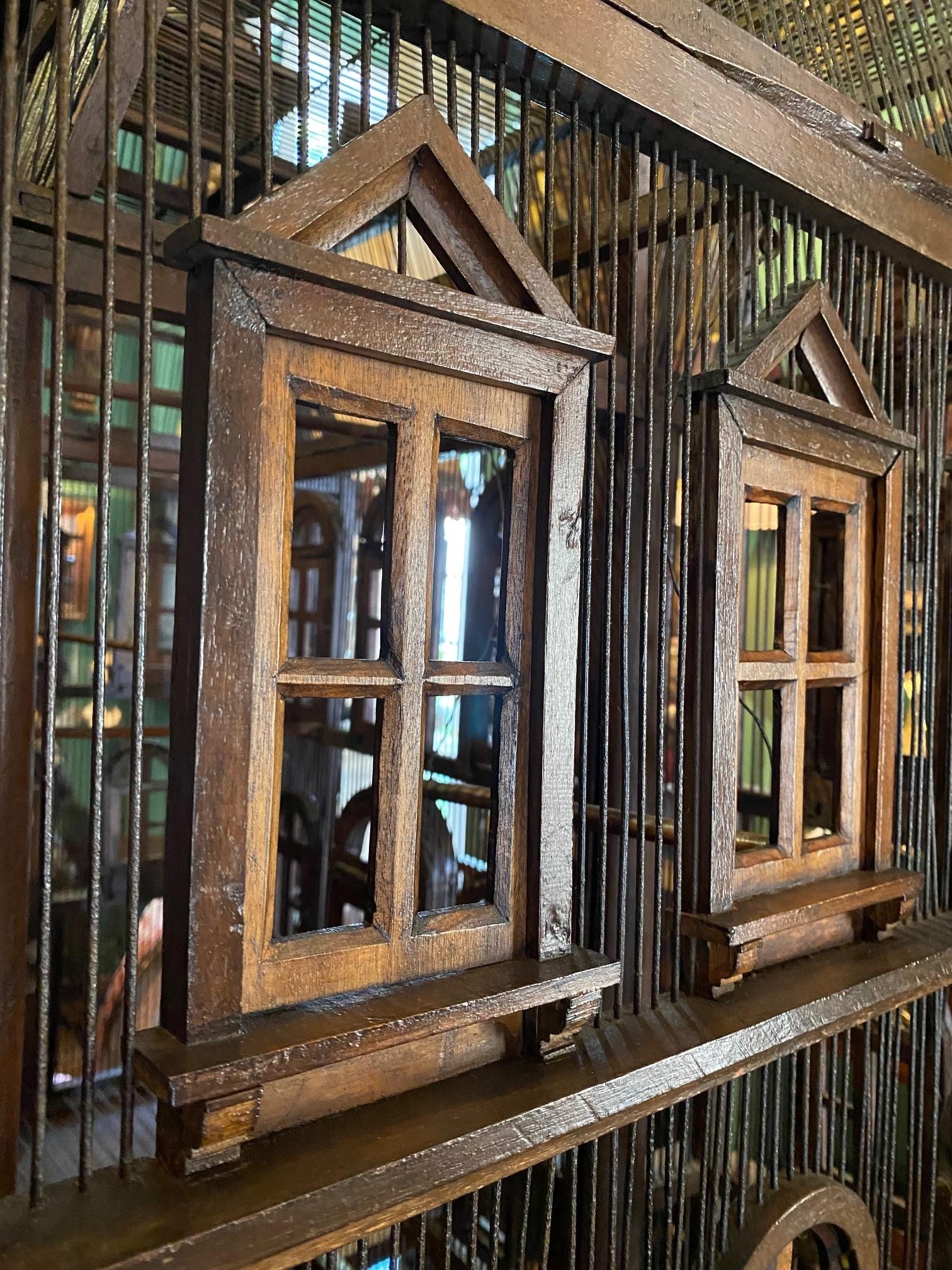 Großer handgefertigter Vogelkäfig aus dem 19. Jh. auf Stand Antik Dekoratives Interior Design im Angebot 2
