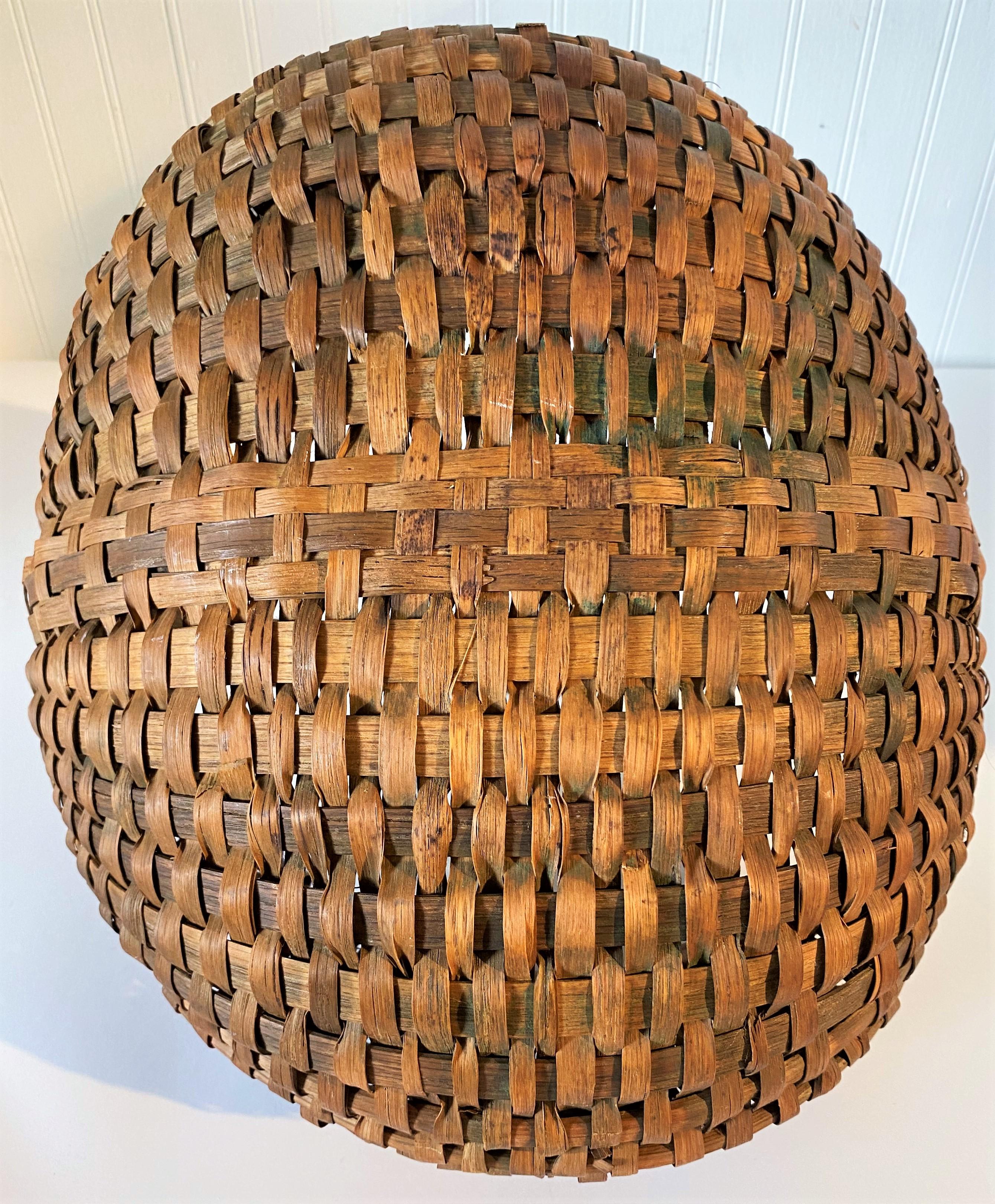 19th Century Large 19th C Hand Woven Buttocks Handled Basket from New England