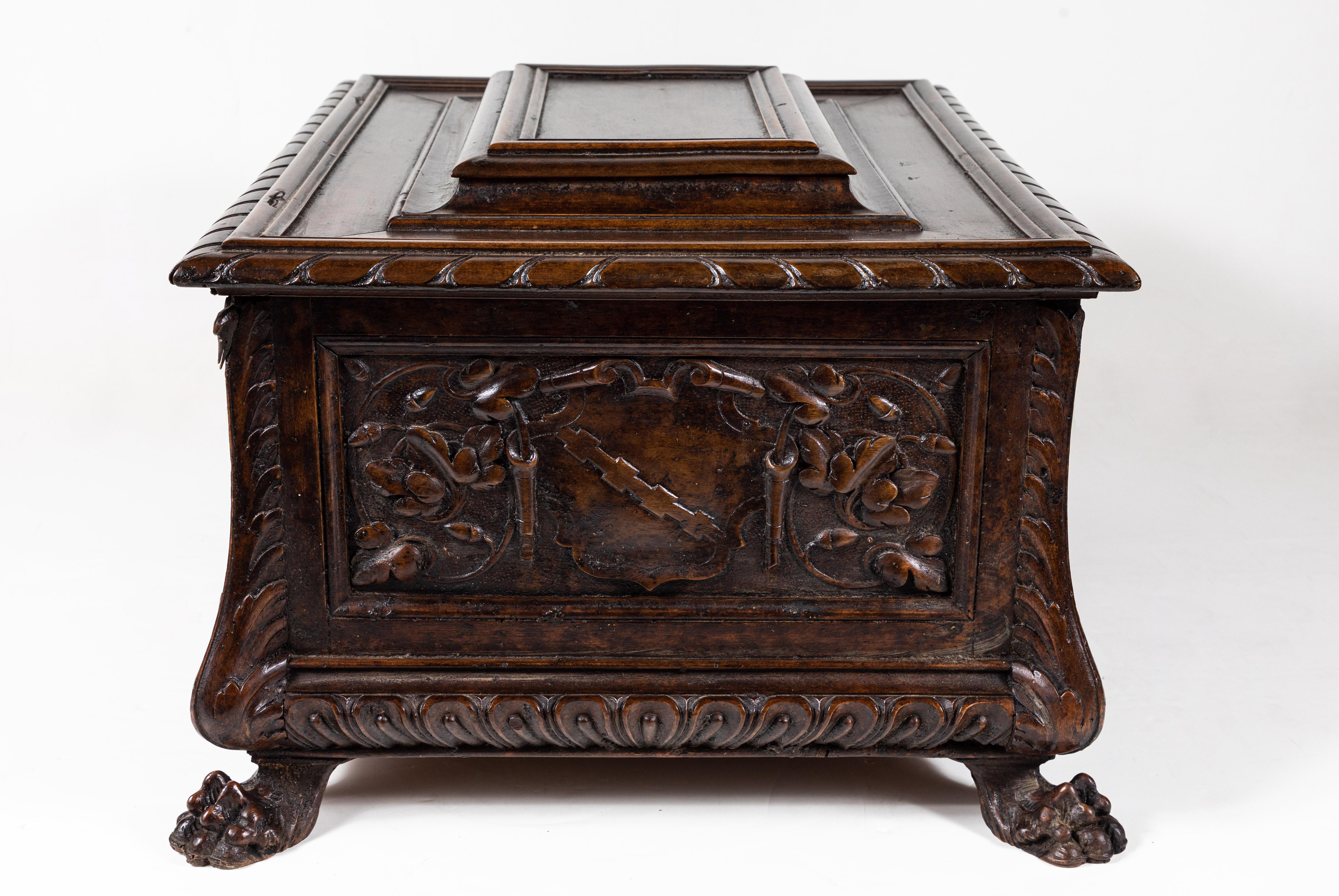 Grande, Siglo XIX, Italiano, Cofre de madera en venta 2