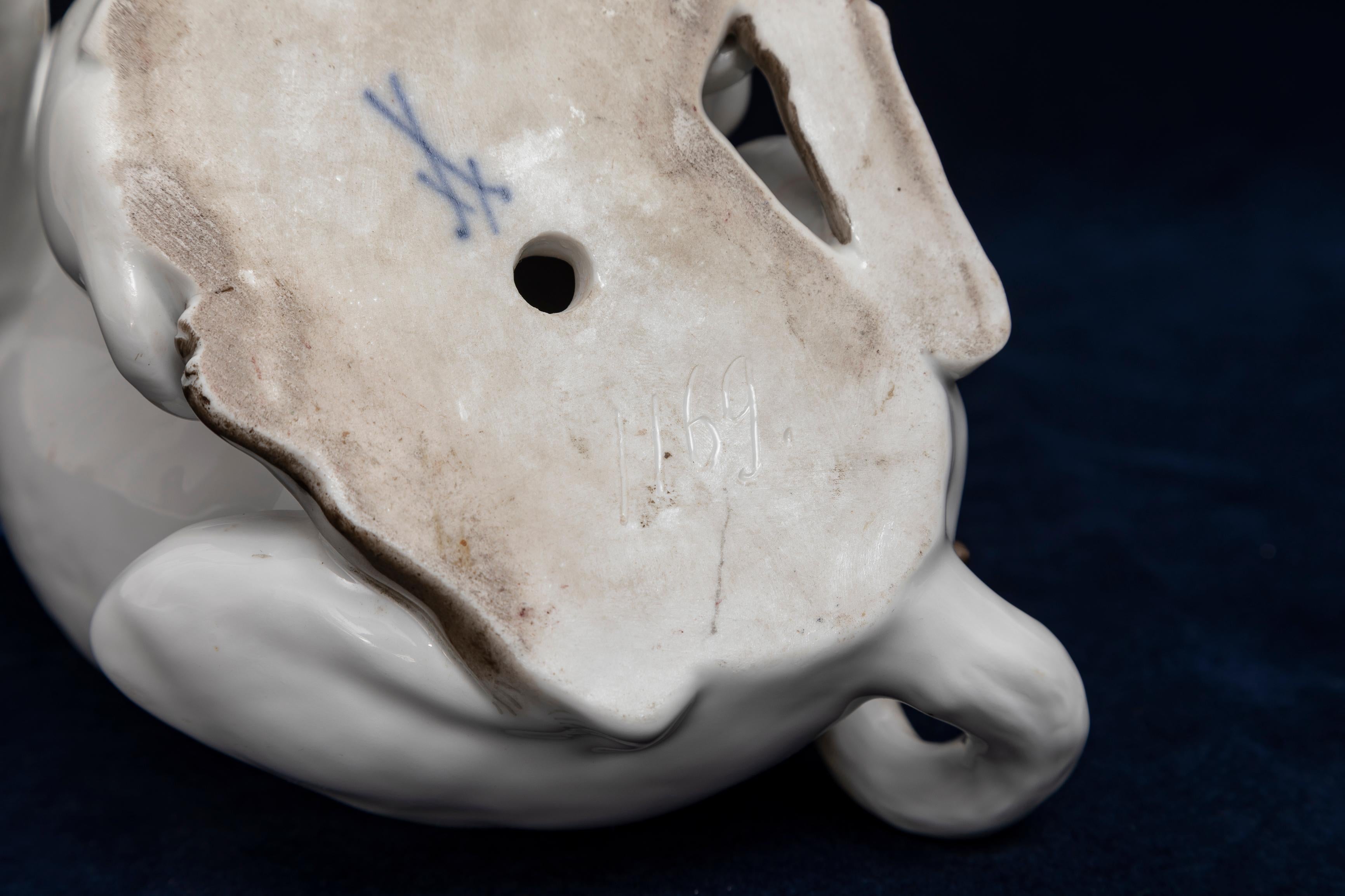 Large 19th C. Meissen Porcelain Figure, Pug Mother & Child w/ Gilt Bell Collar For Sale 7