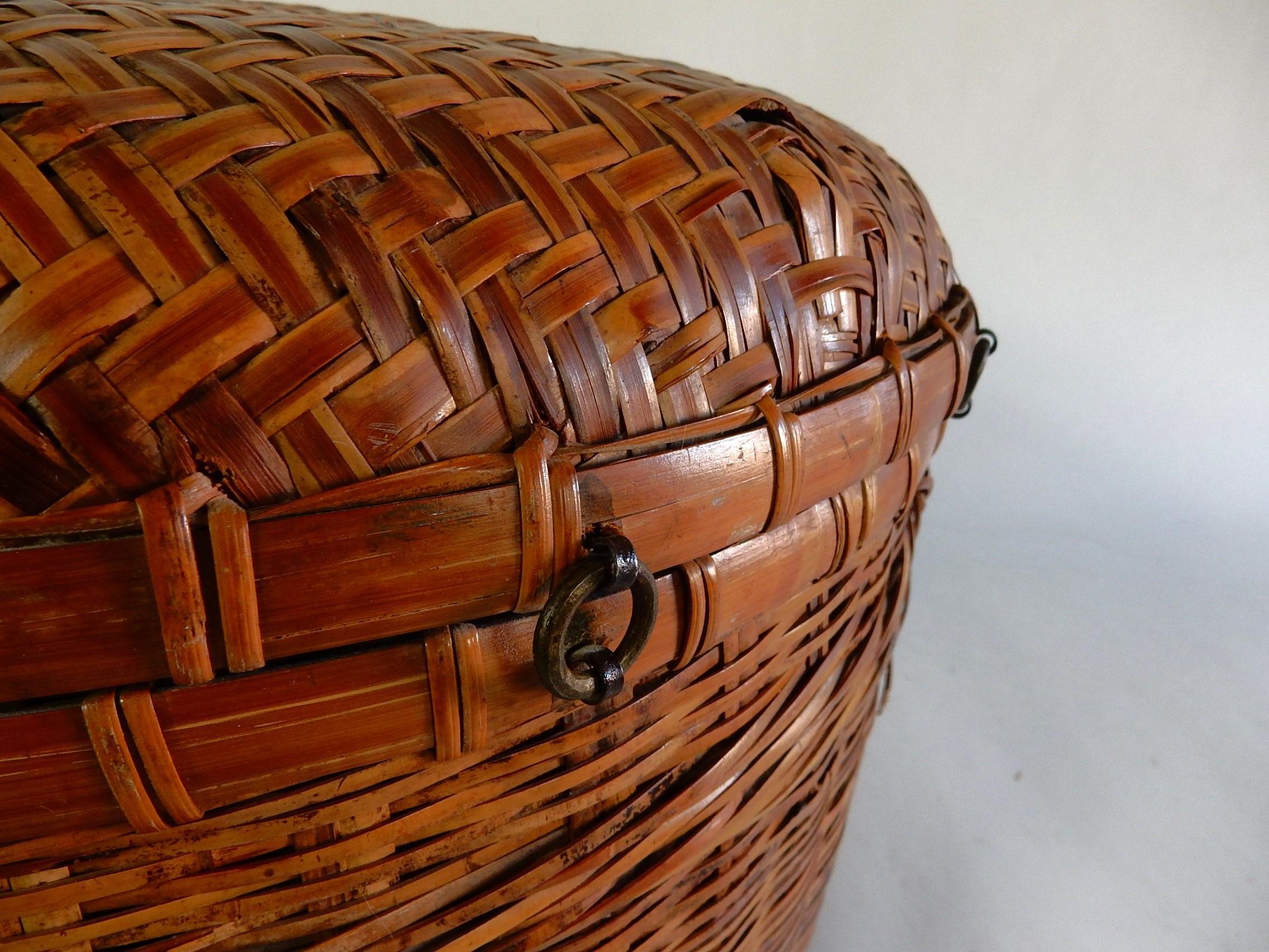 Hand-Woven Large 19th C. Qing period Chinese Woven Bamboo & Cane Lidded Basket  For Sale