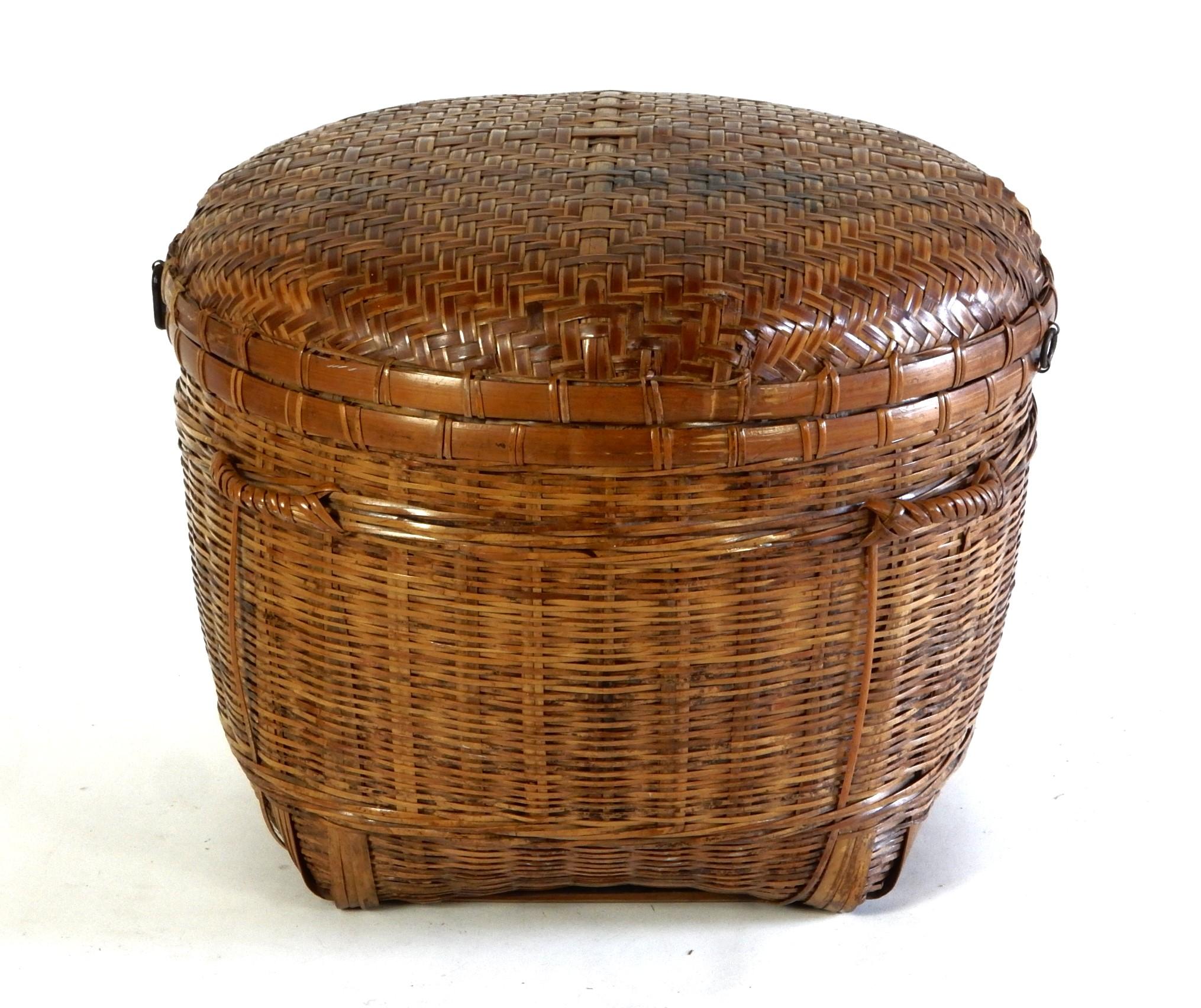 Large 19th C. Qing period Chinese Woven Bamboo & Cane Lidded Basket  For Sale 3