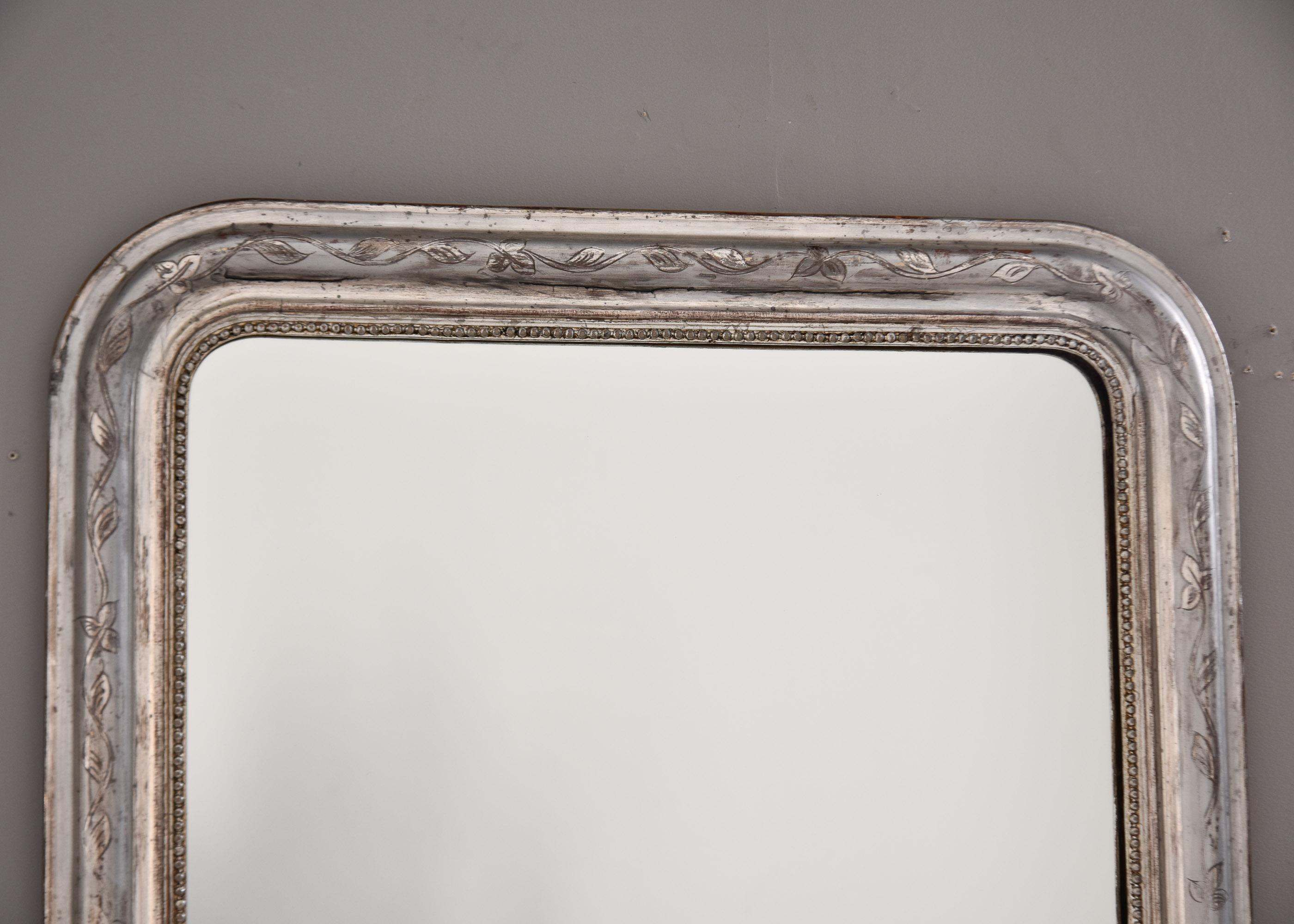 Grand miroir Louis Philippe en argent et en vermeil du 19ème C. 2
