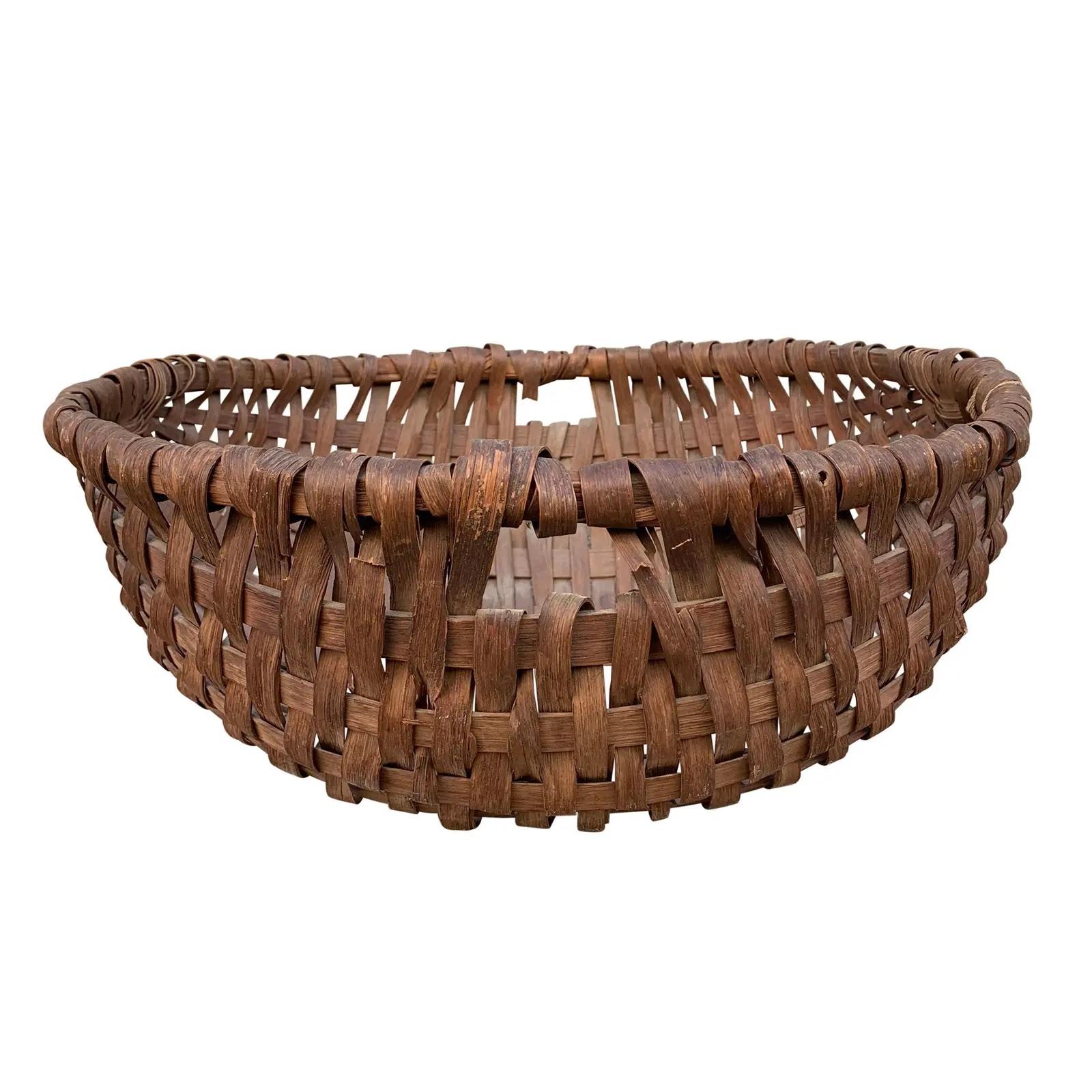 Country Large 19th Century American Spale Gathering Basket For Sale