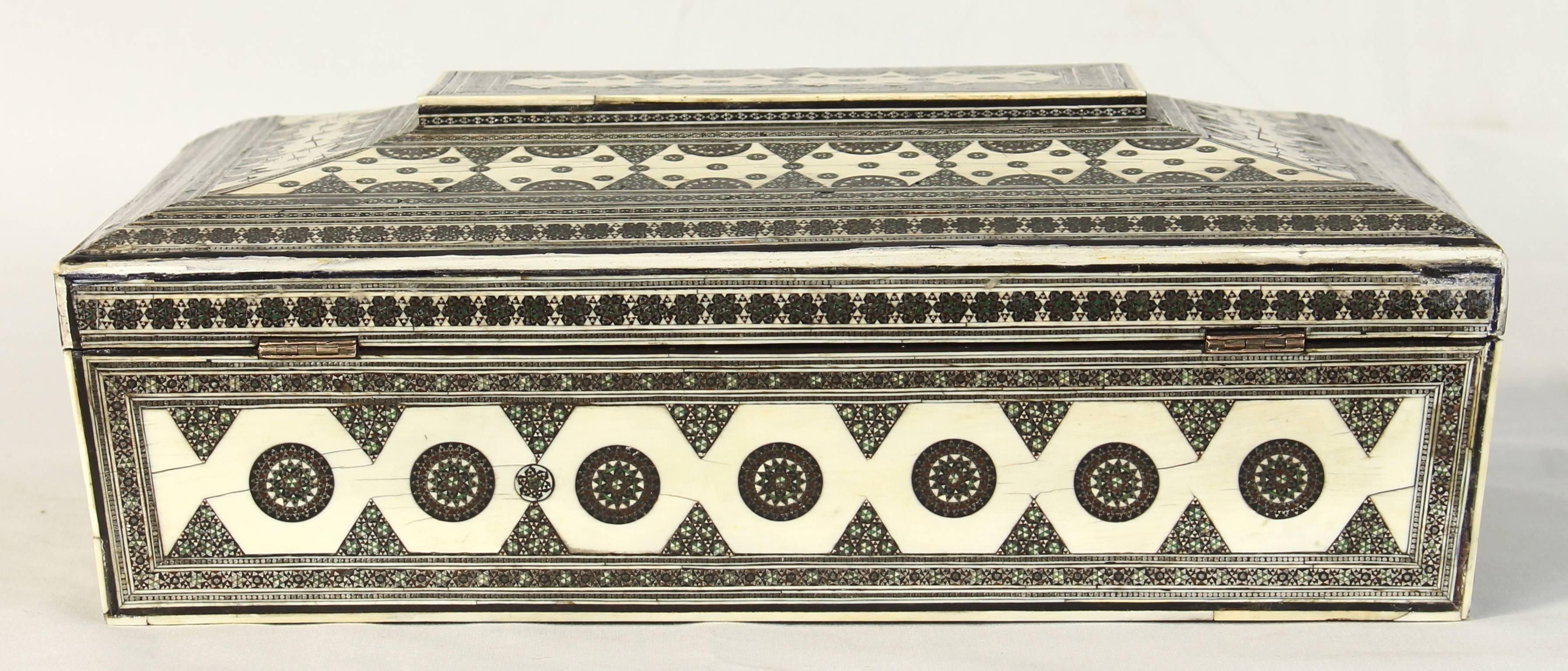 Mid-19th Century Large 19th Century Anglo-Indian Bone Sewing Box