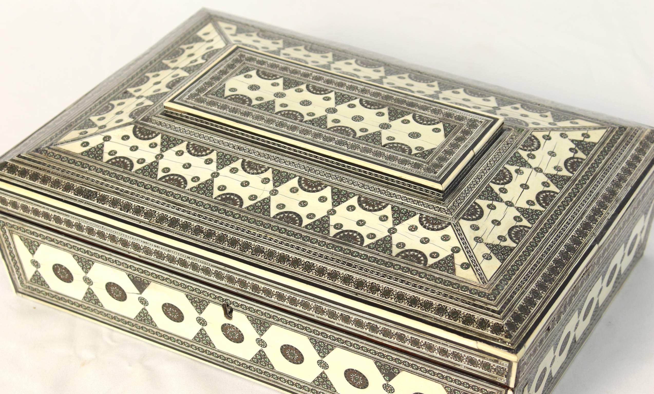 Large 19th Century Anglo-Indian Bone Sewing Box 2