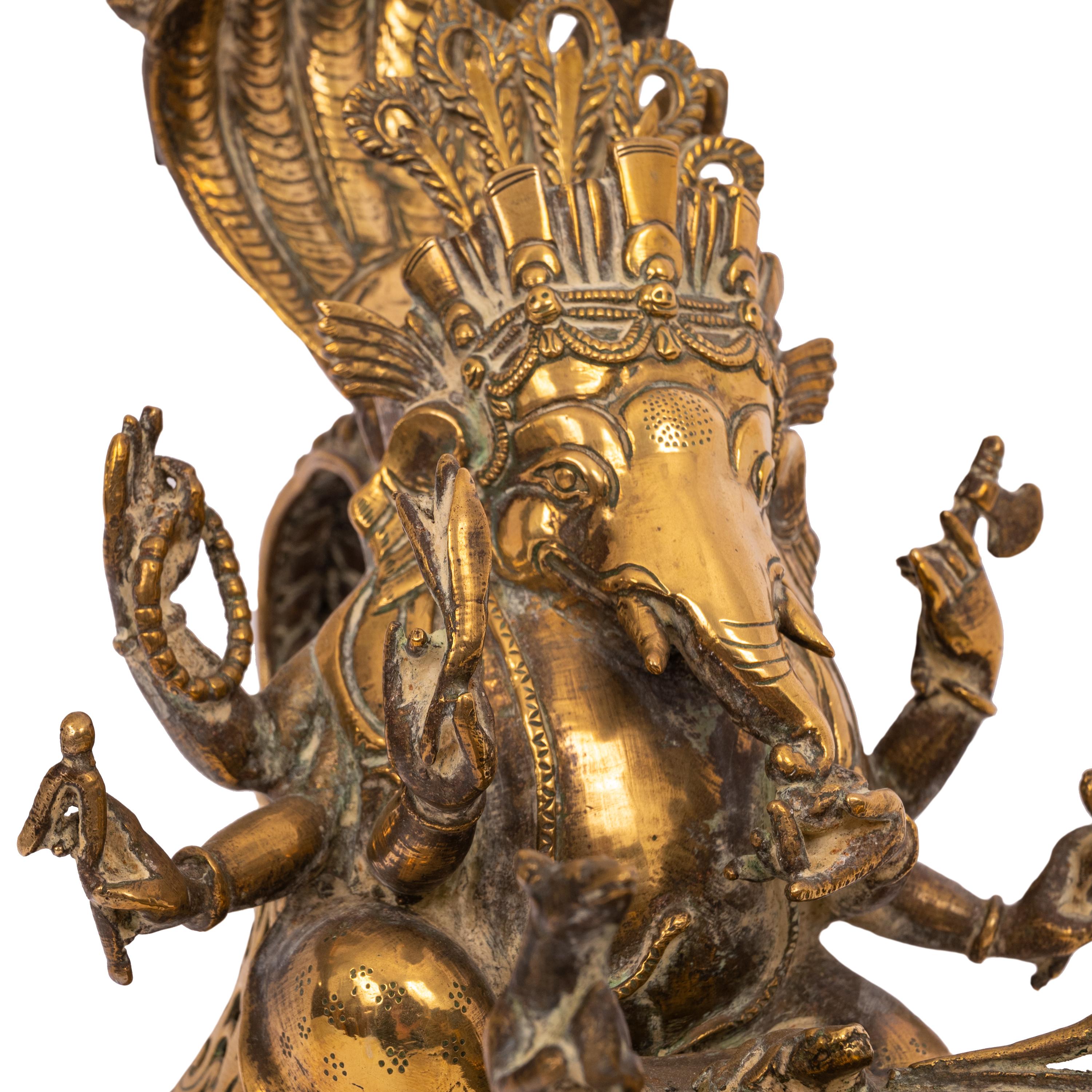Large 19th Century Antique Indian Hindu Ganesha Figural Votive Brass Oil Lamp For Sale 4