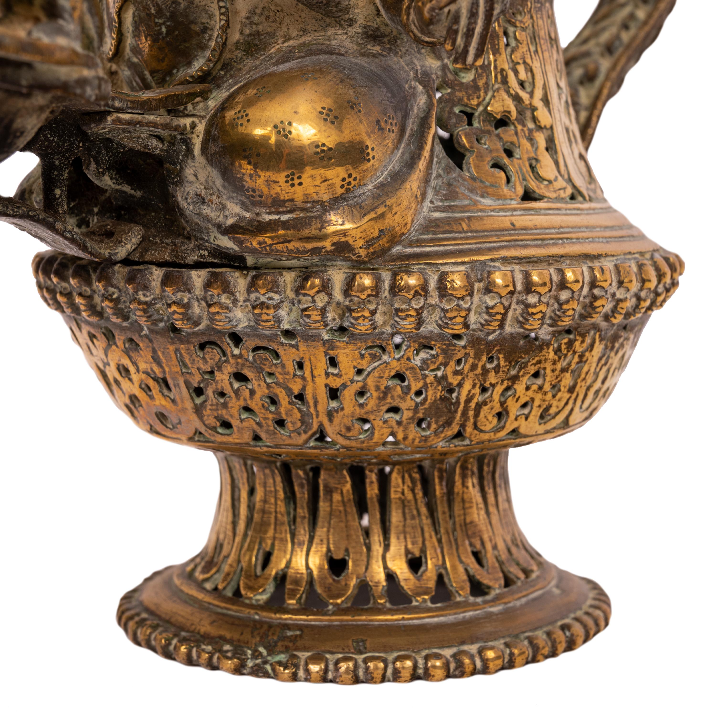 Large 19th Century Antique Indian Hindu Ganesha Figural Votive Brass Oil Lamp For Sale 6