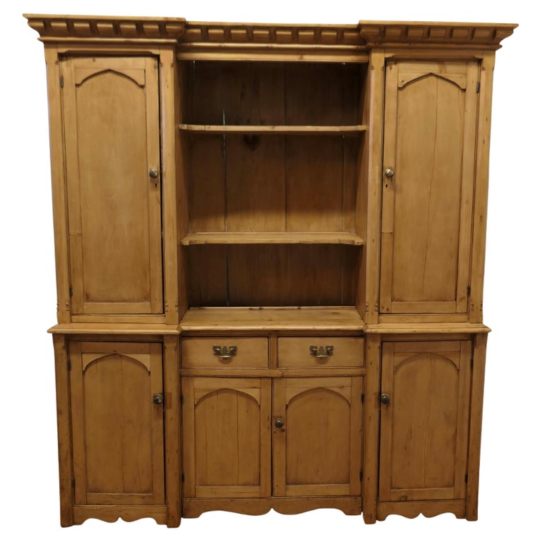 Large 19th Century Arts and Crafts Pine Farmhouse Kitchen Dresser at