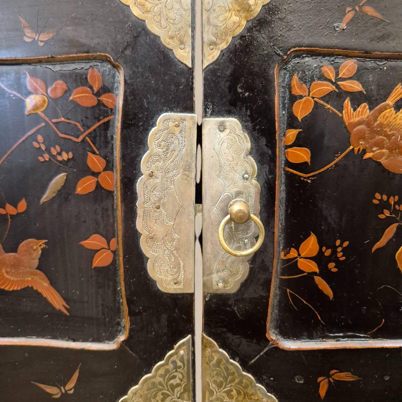 Large 19th-Century Asian Jewelry Chest – Black Lacquer & Sculpted Hardware For Sale 3