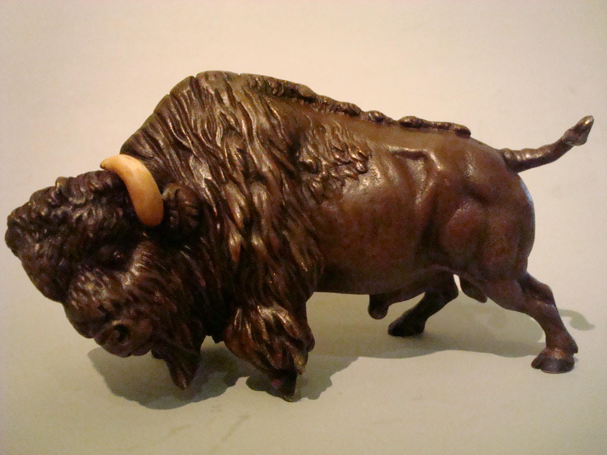 Large 19th Century Austrian Painted Bronze Sculpture of a Buffalo For Sale 7