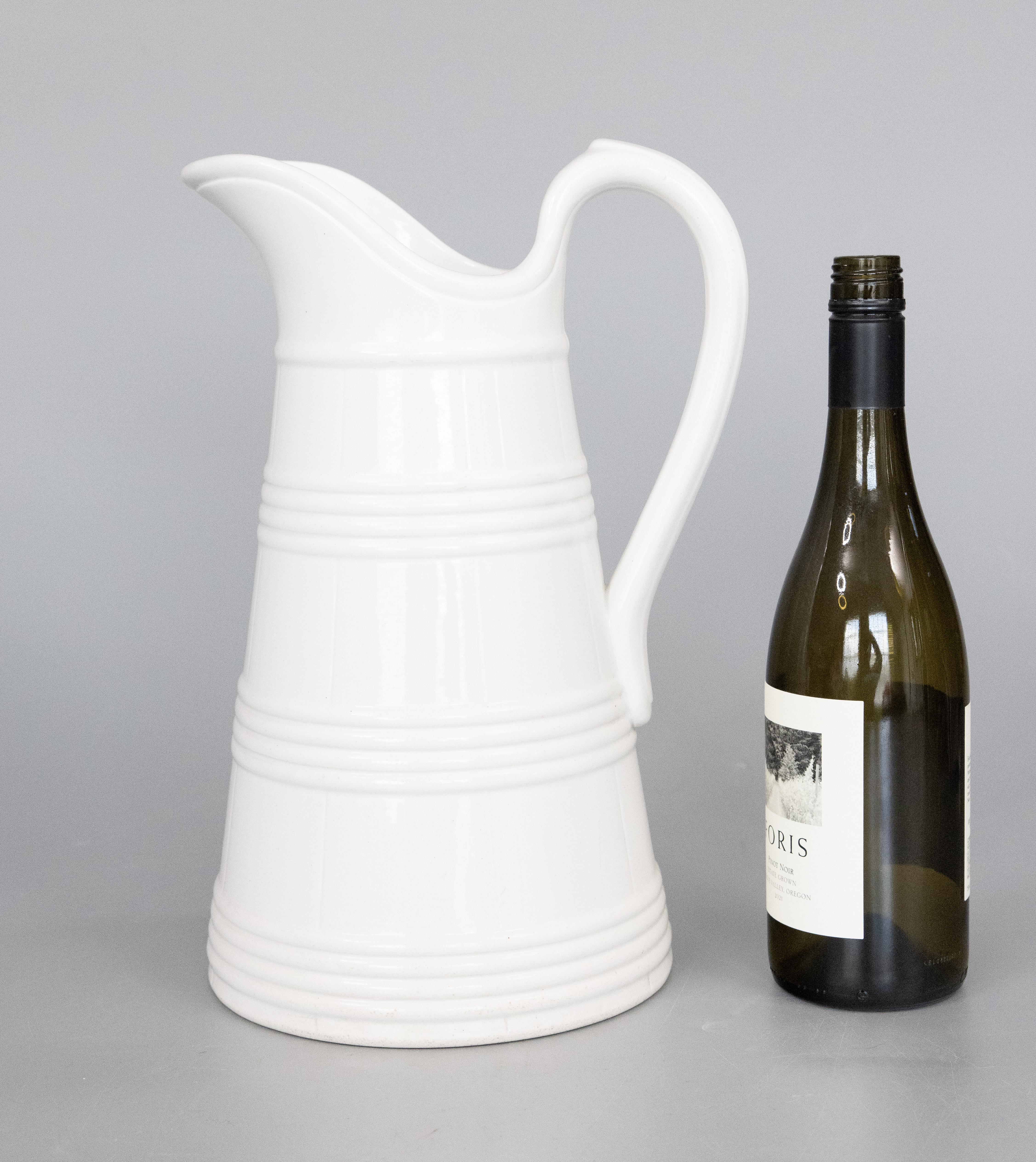 Ironstone Grande brocca belga in pietra ferrosa del XIX secolo in vendita