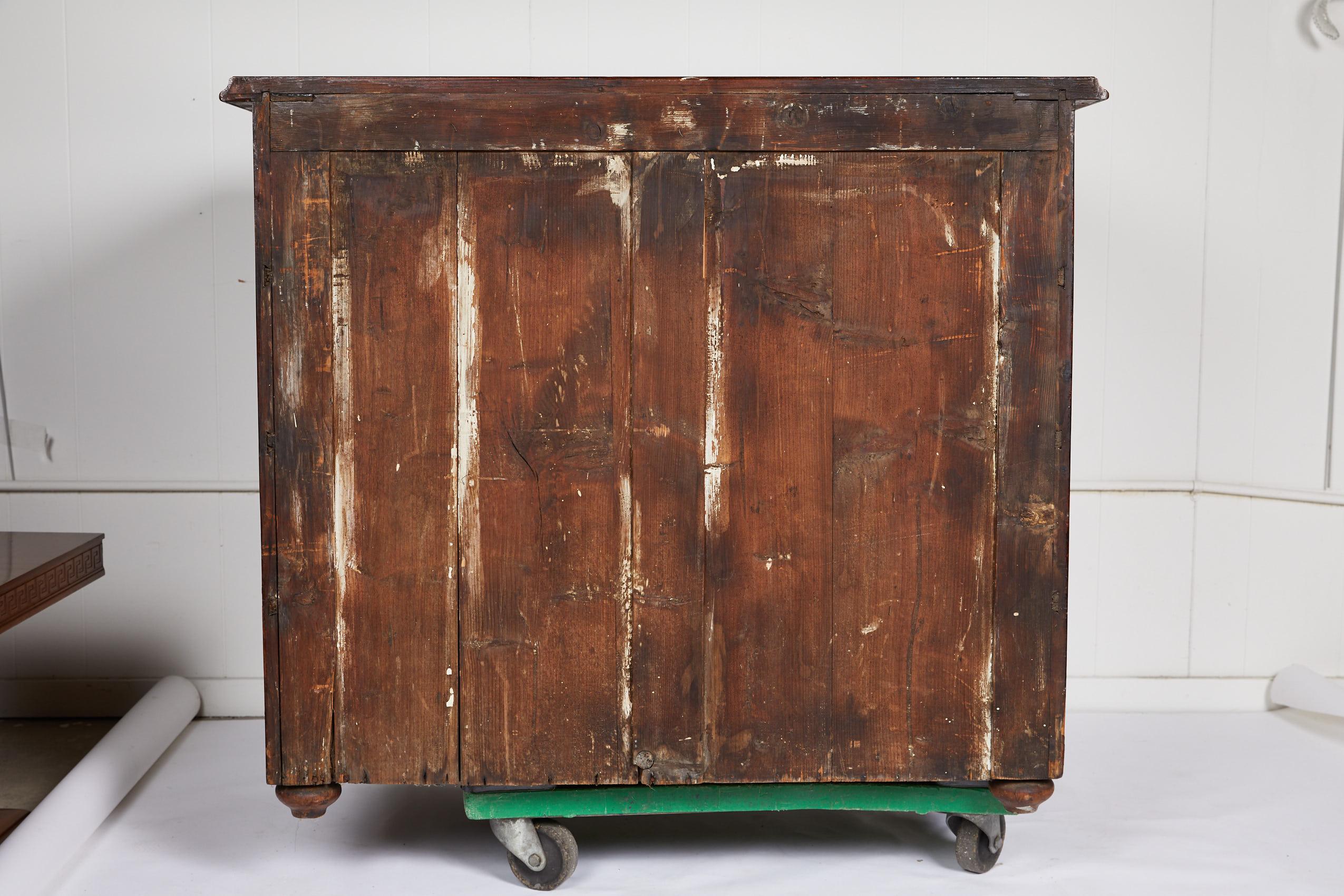 Grande commode Biedermeier del XIX secolo in vendita 13
