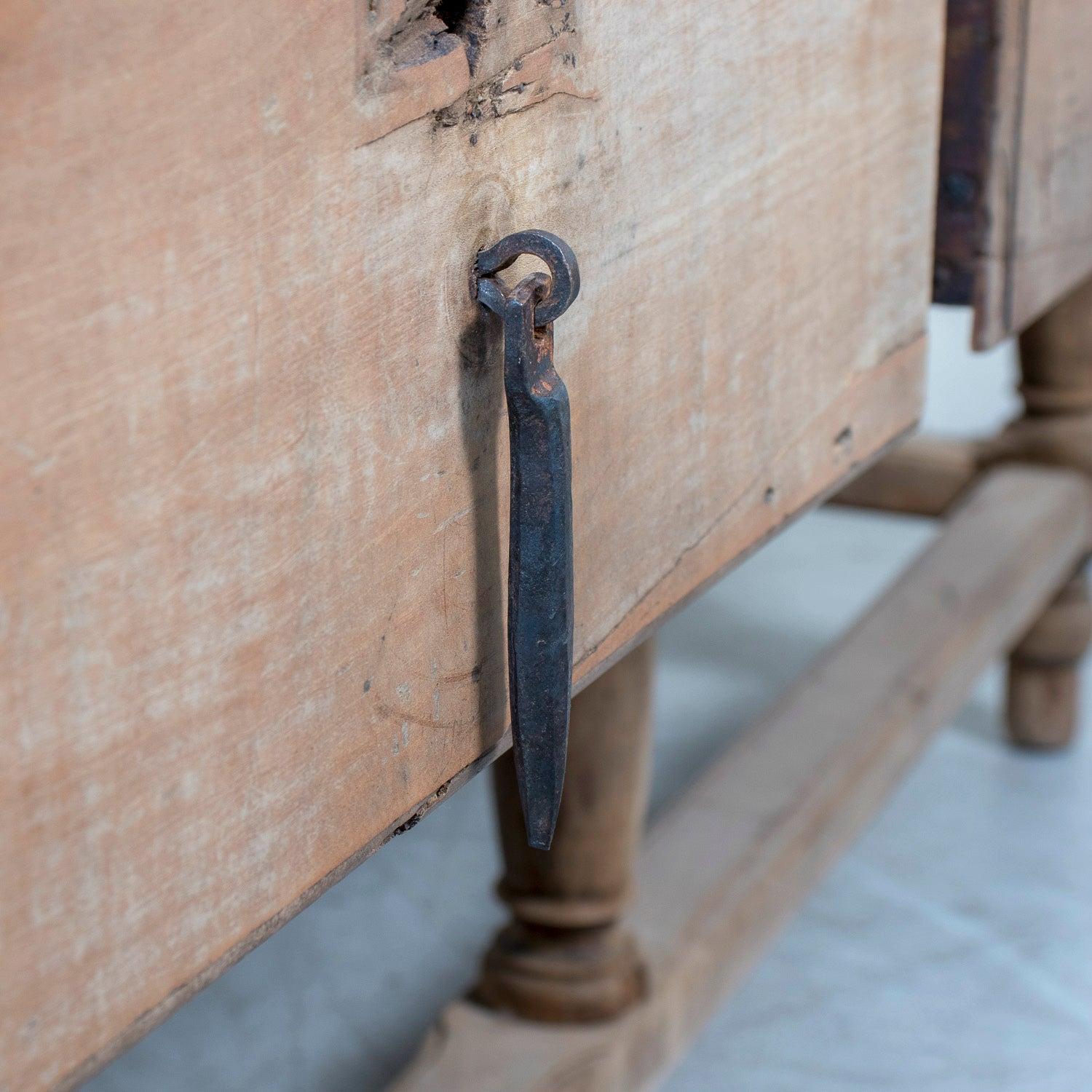 Large 19th Century Bleached Oak Spanish Island or Work Table with Three Drawers 11
