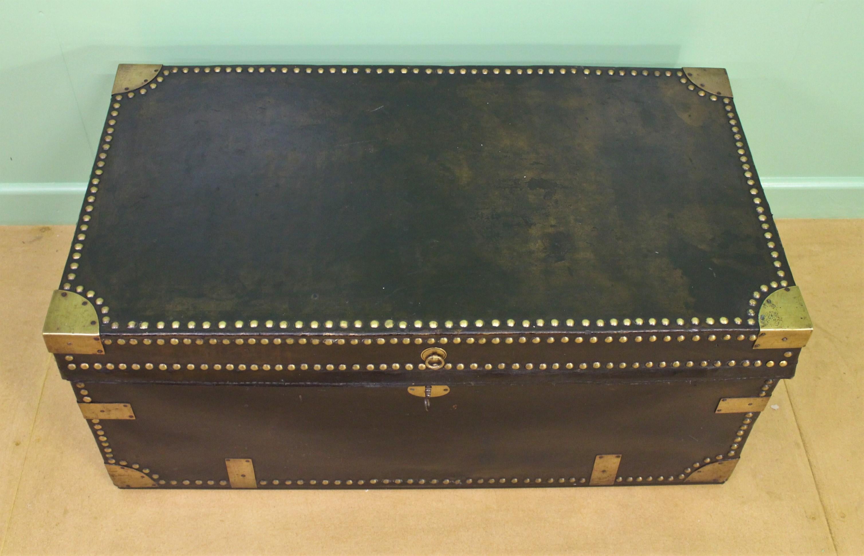 Large 19th Century Brass Bound Leather Trunk In Good Condition In Poling, West Sussex