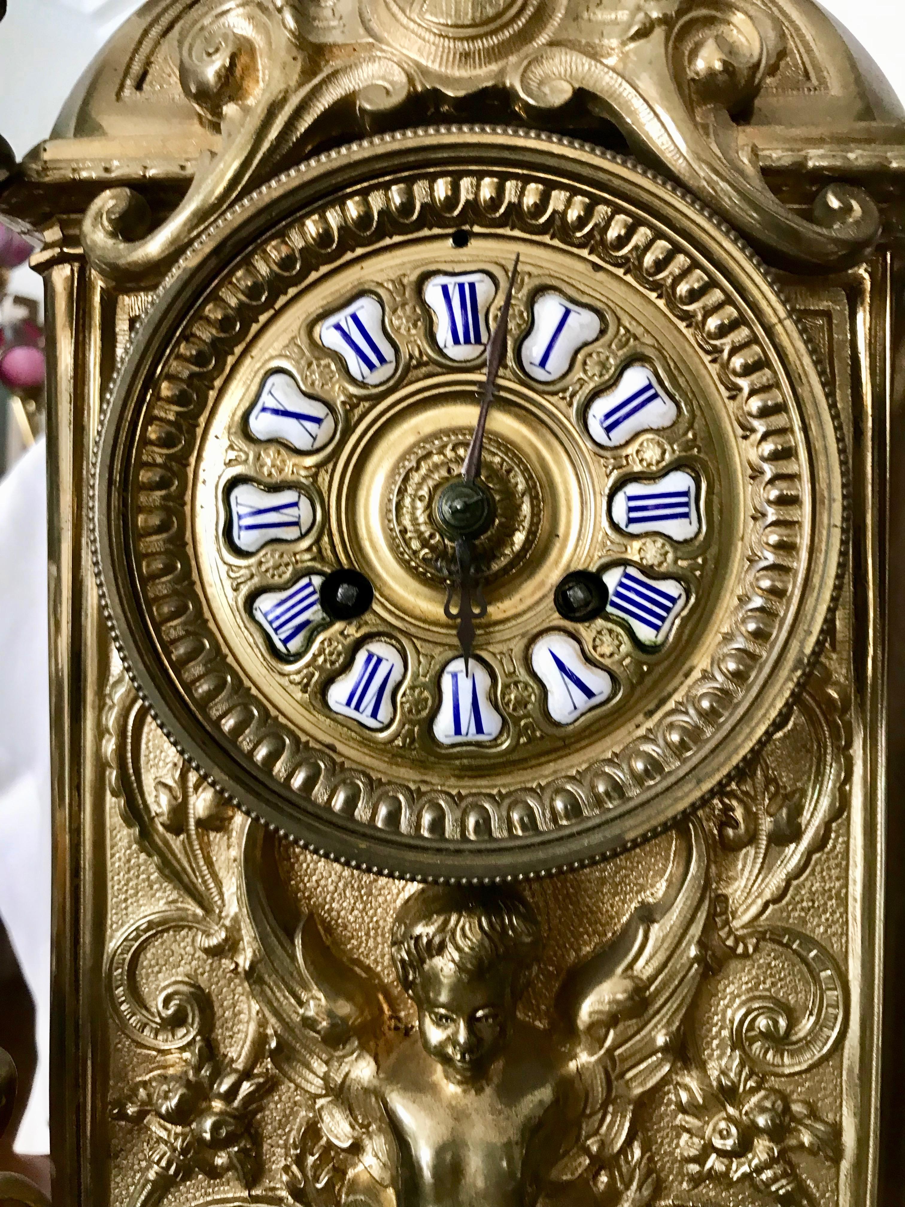 Large 19TH Century Brass Clock For Sale 7