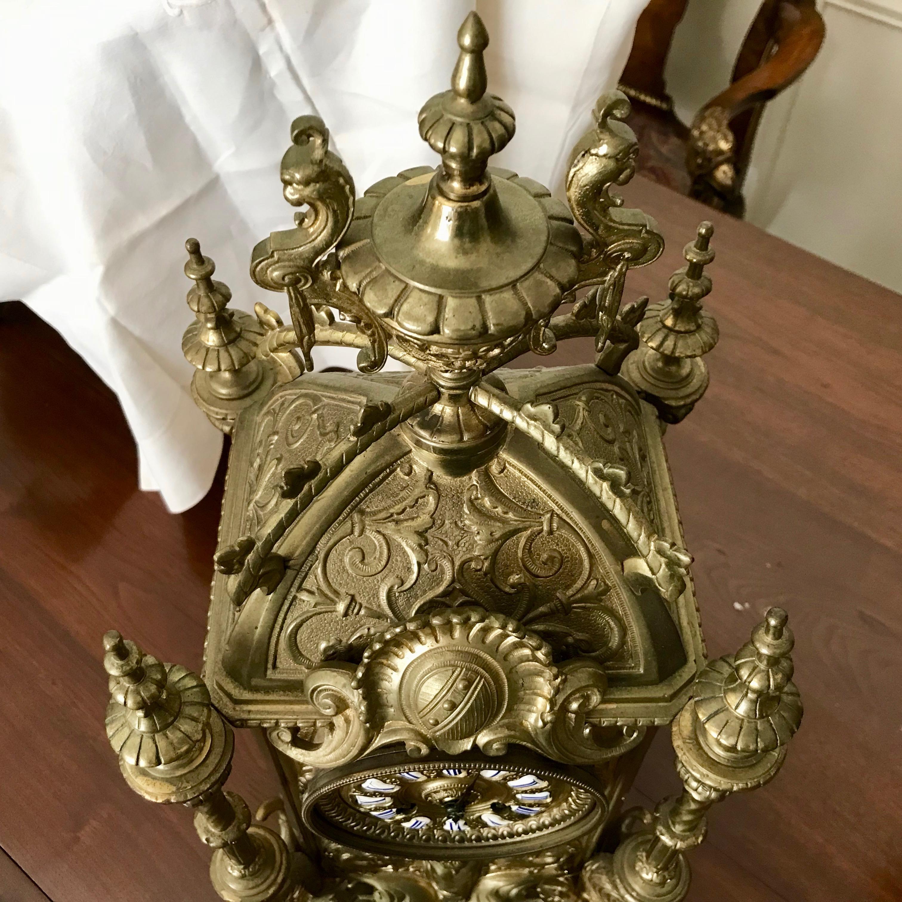 Large 19TH Century Brass Clock For Sale 12