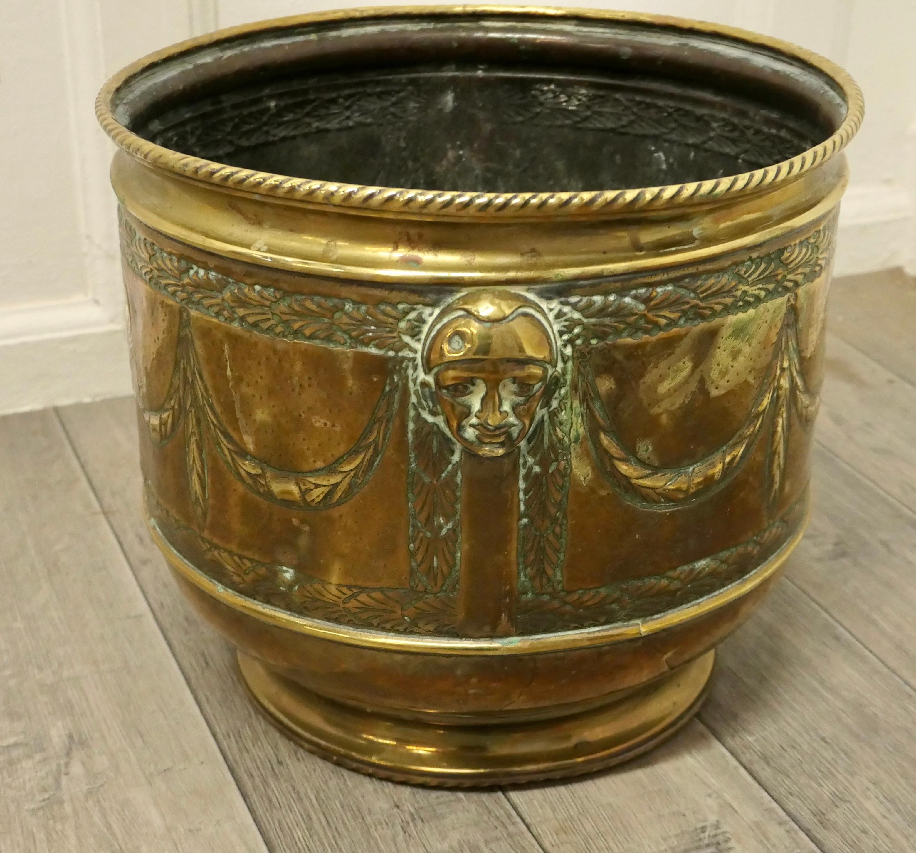 Large 19th Century Brass Jardinière with Faces In Good Condition For Sale In Chillerton, Isle of Wight