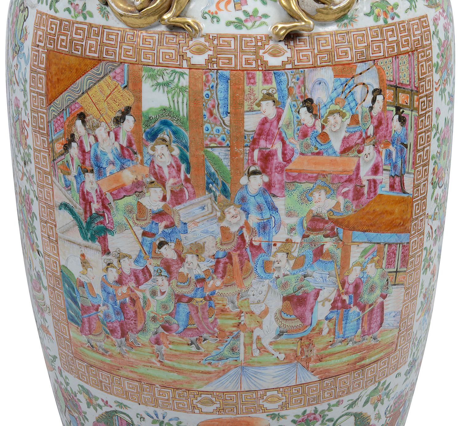 Cinese Grande vaso cantonese a medaglione rosa del XIX secolo in vendita