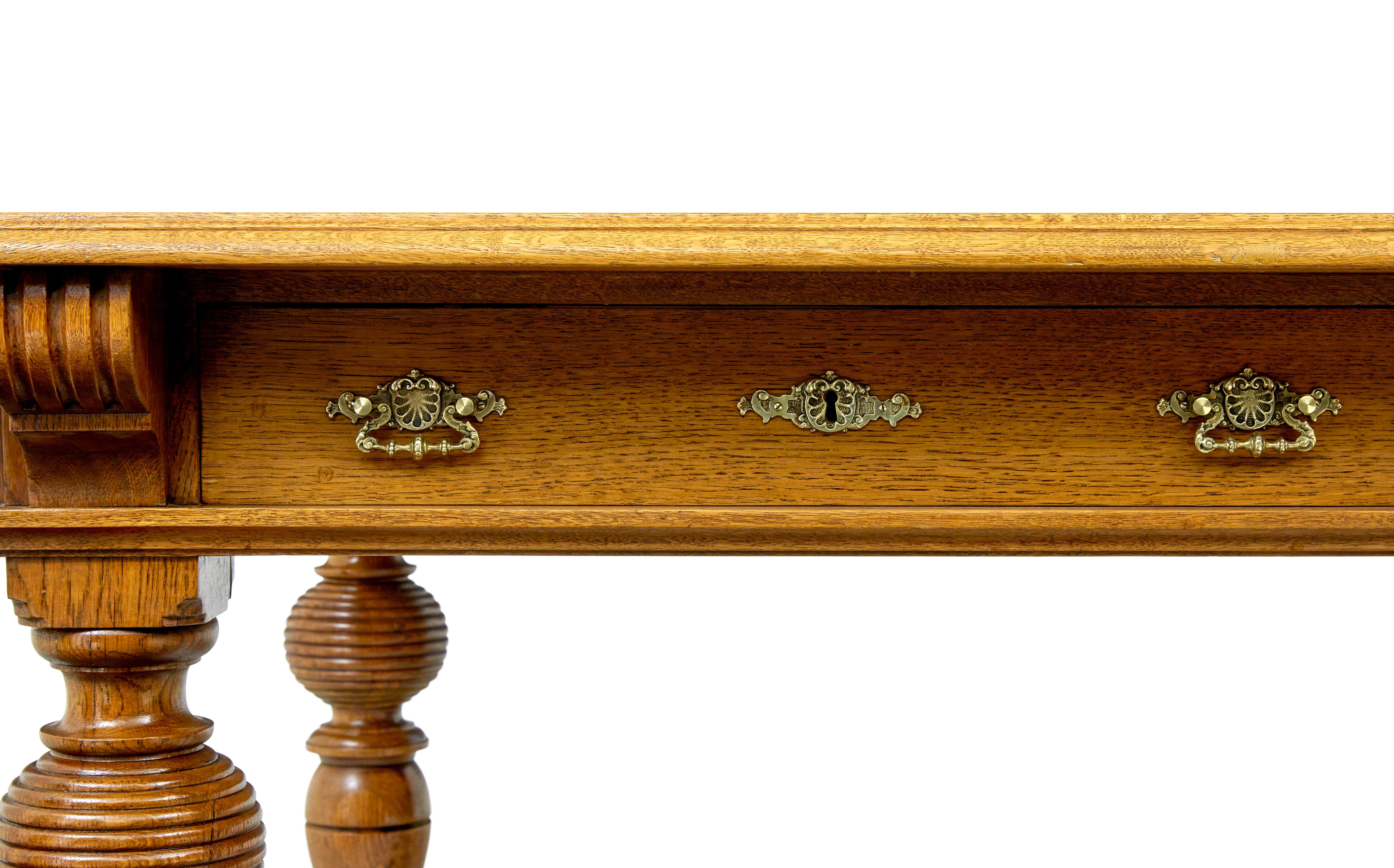 Large 19th century carved oak library table For Sale 2