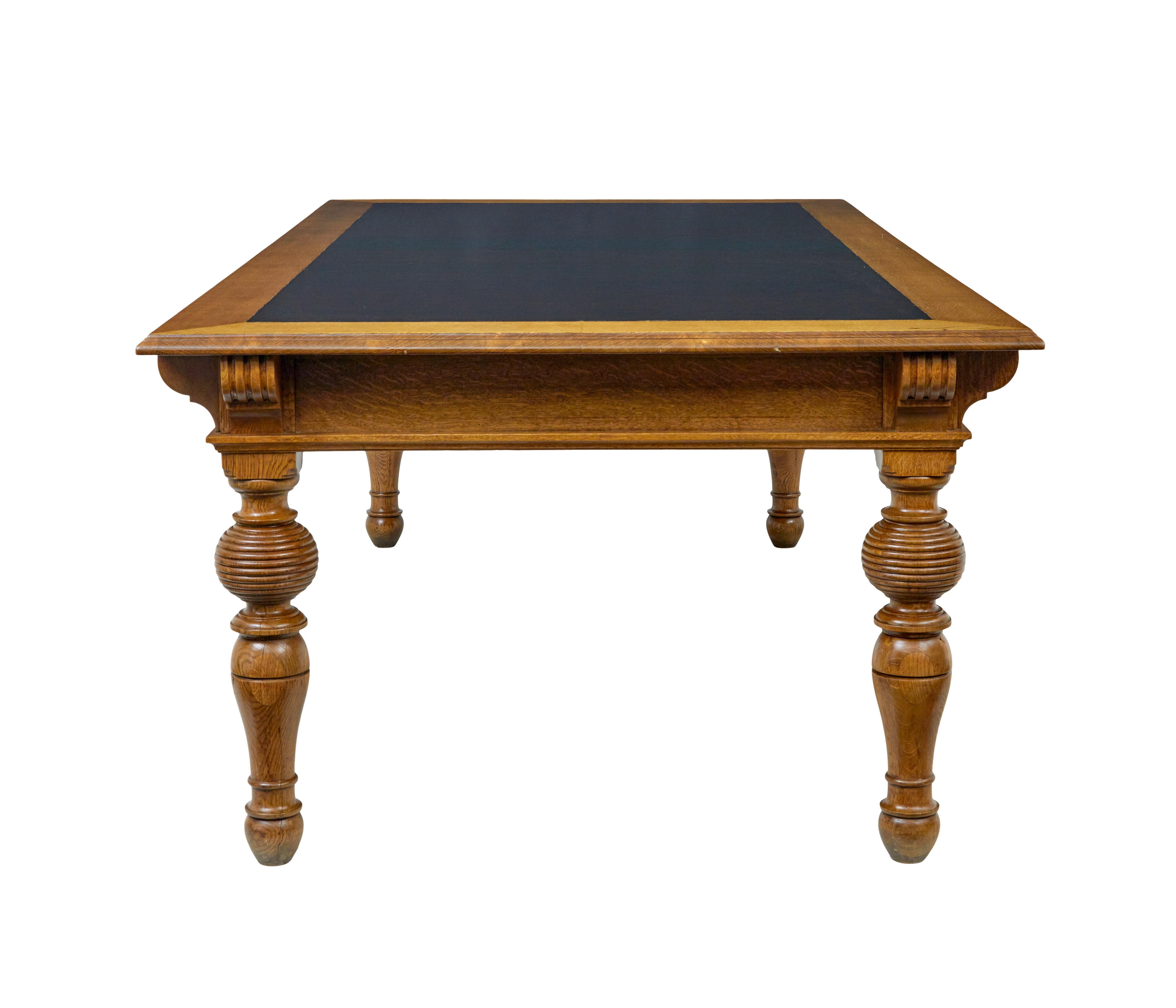 English Large 19th century carved oak library table For Sale