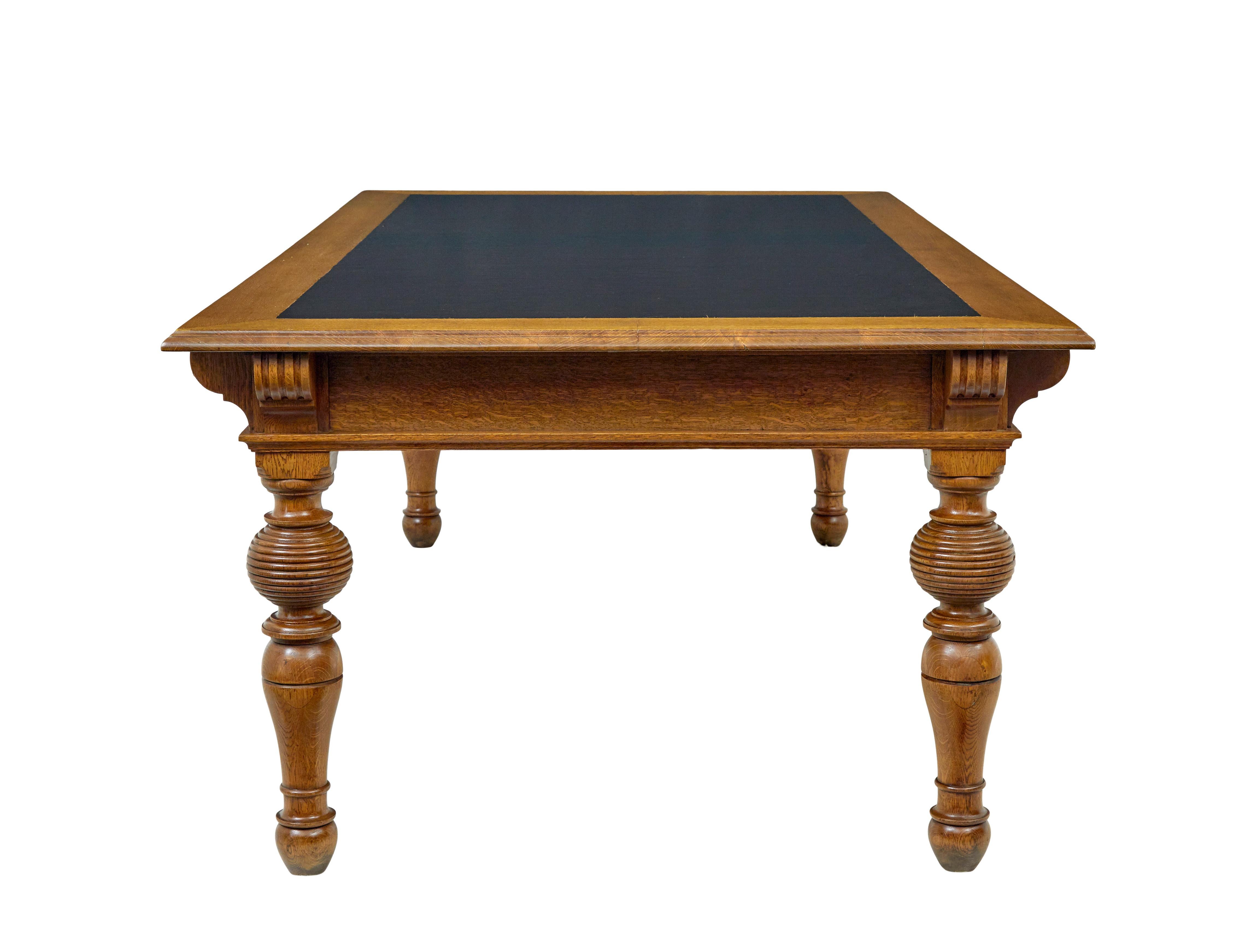 Large 19th century carved oak library table In Good Condition For Sale In Debenham, Suffolk